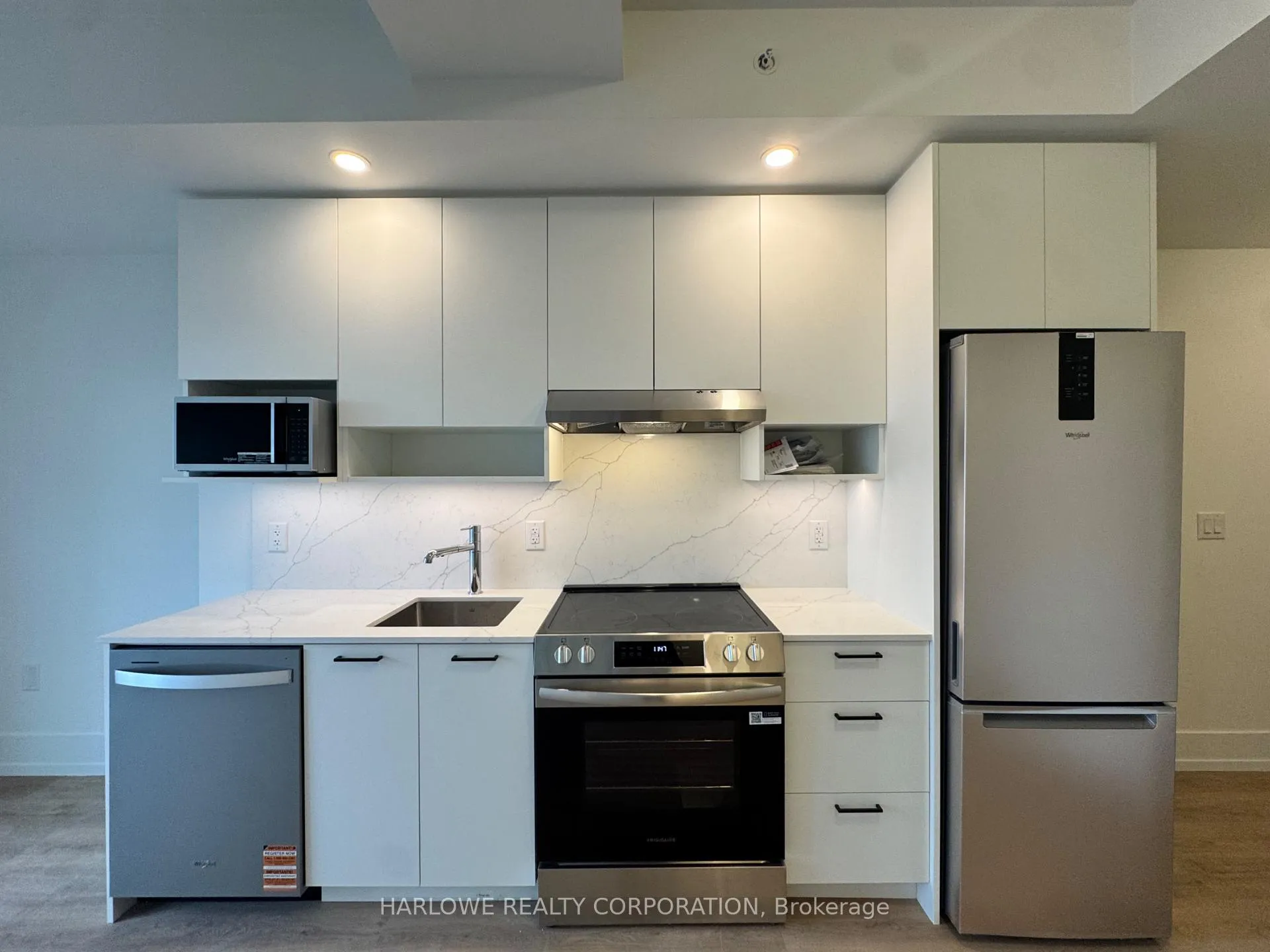 Photo 2 of Unit 906, 206 King Street W, Hamilton, Central — HOMEH