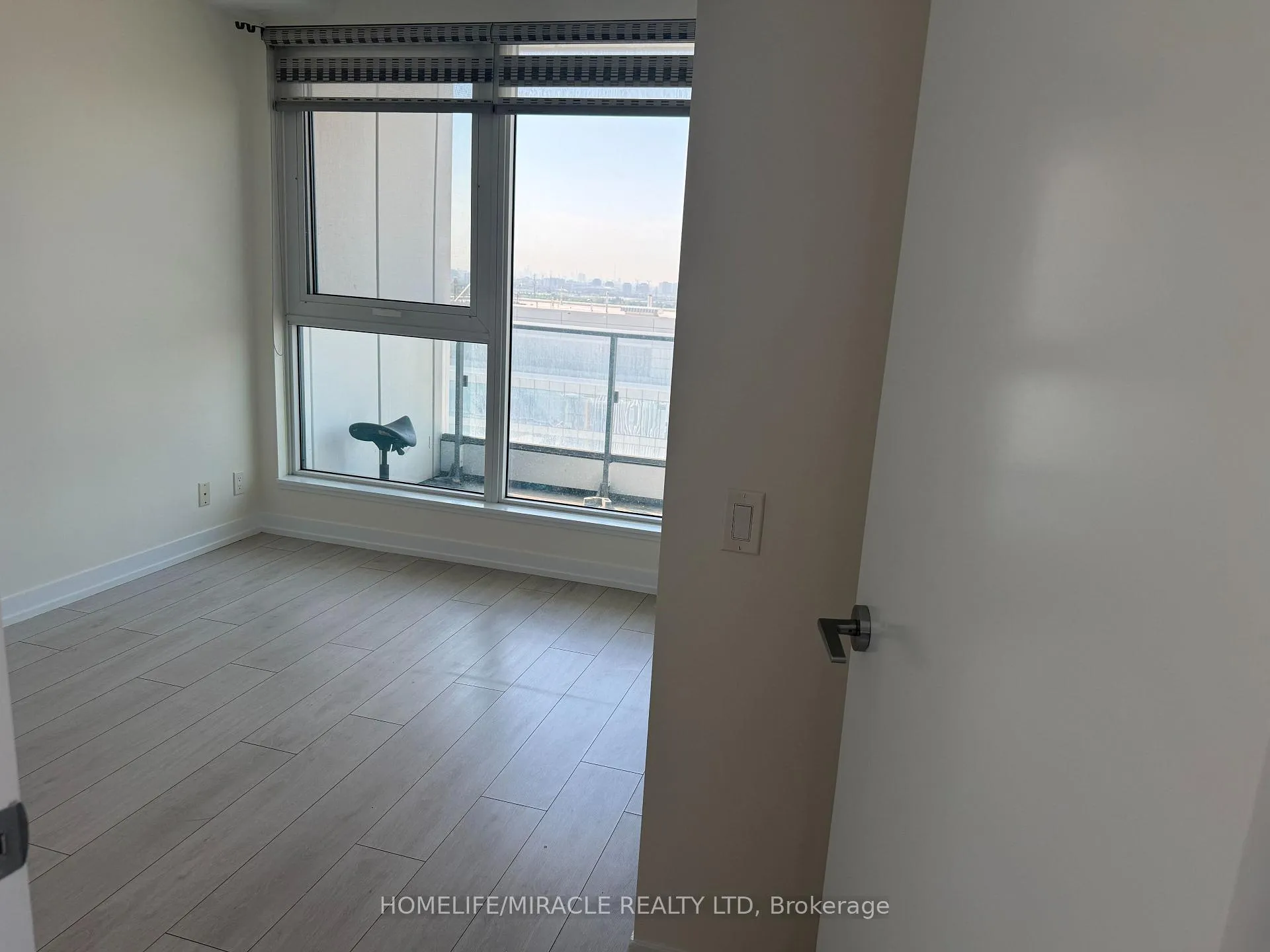 Photo 9 of Unit 1809, 5 Buttermill Avenue, Vaughan, Vaughan Corporate Centre — HOMEH