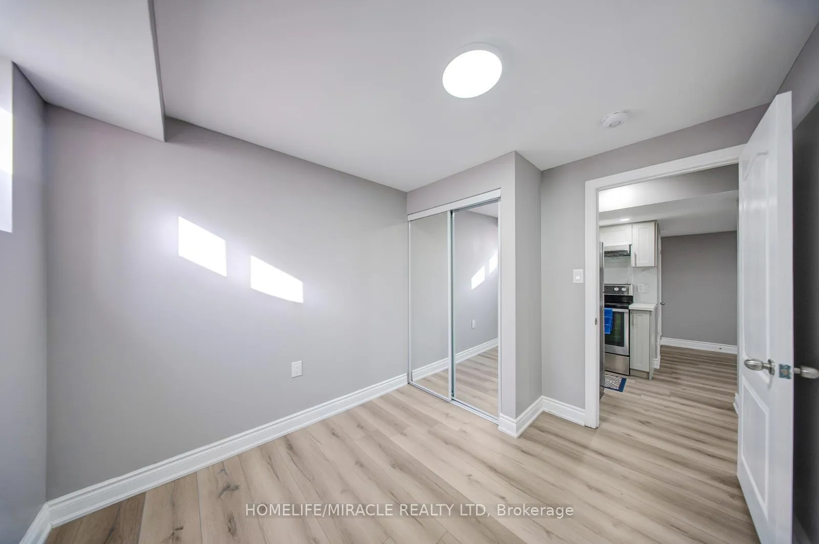 Photo 39 of 40 Swanton Road, Brampton, Credit Valley — HOMEH