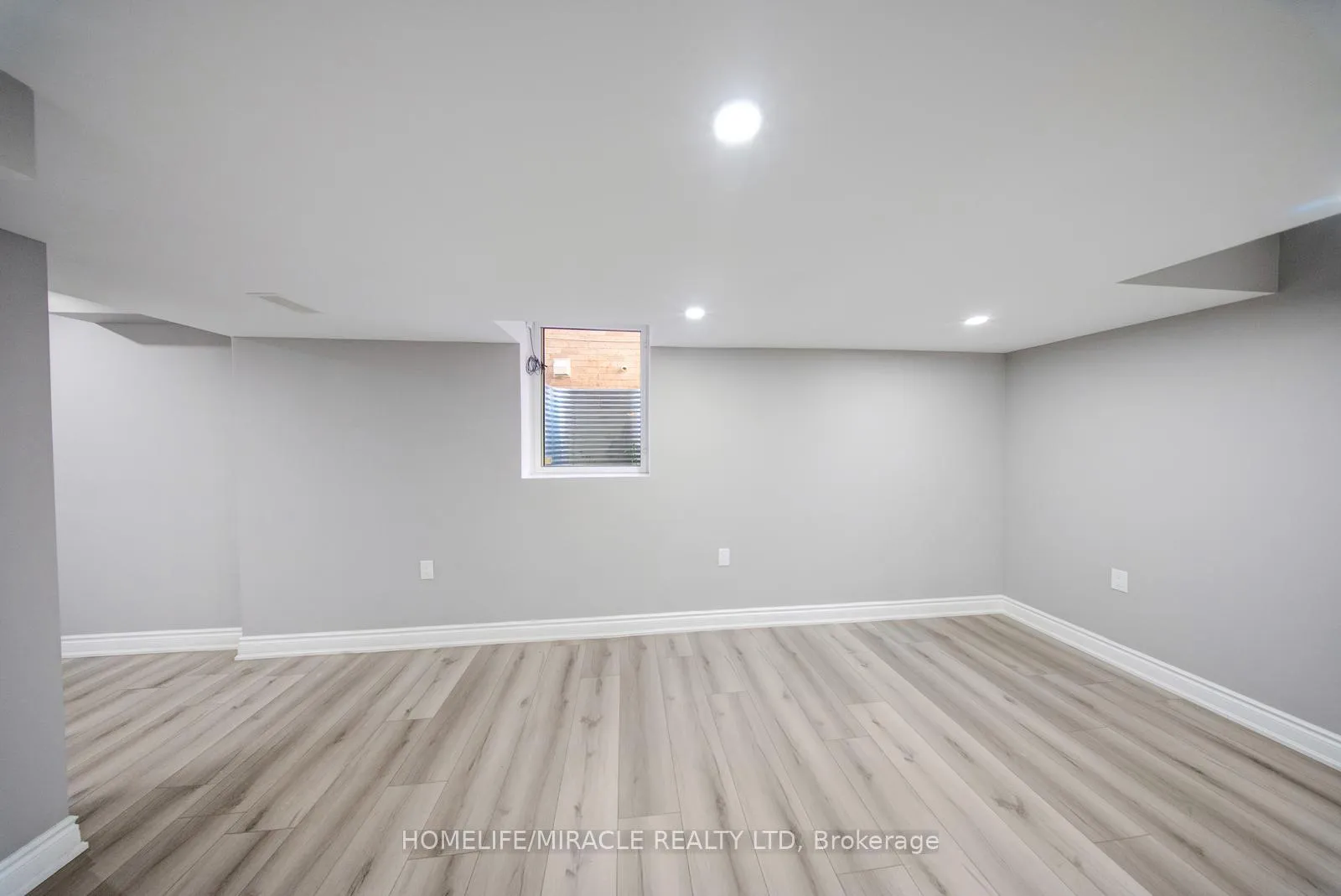 Photo 42 of 40 Swanton Road, Brampton, Credit Valley — HOMEH
