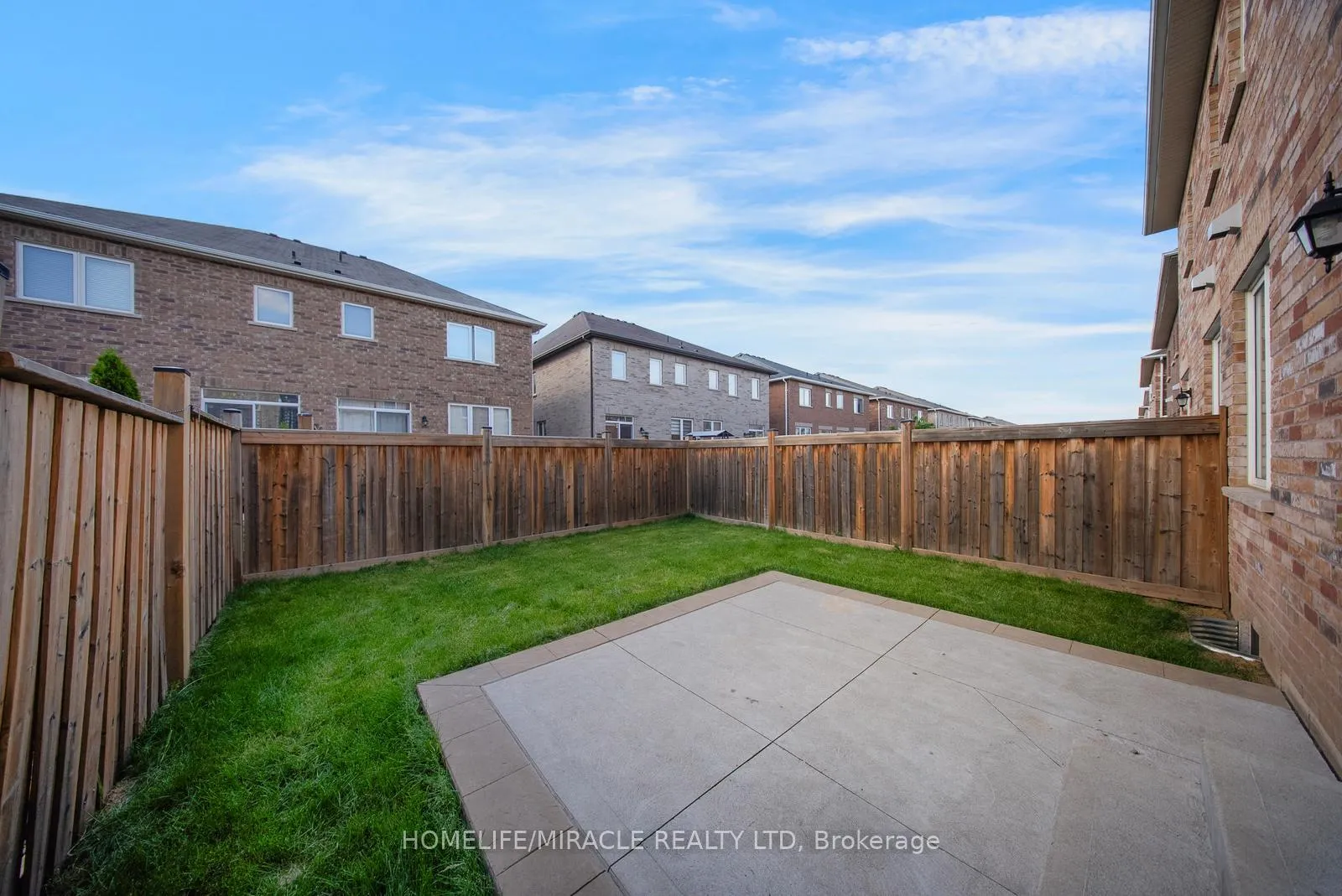 Photo 47 of 40 Swanton Road, Brampton, Credit Valley — HOMEH