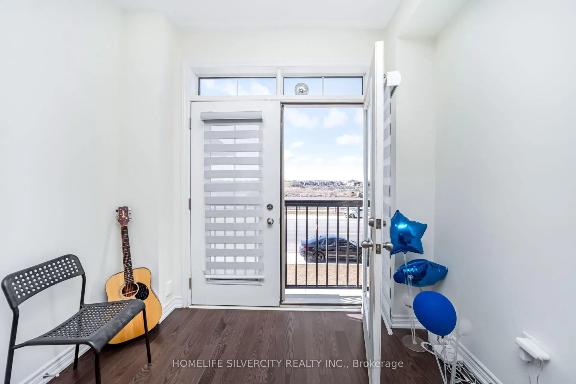 Photo 11 of 357 Inspire Boulevard, Brampton, Sandringham-Wellington North — HOMEH