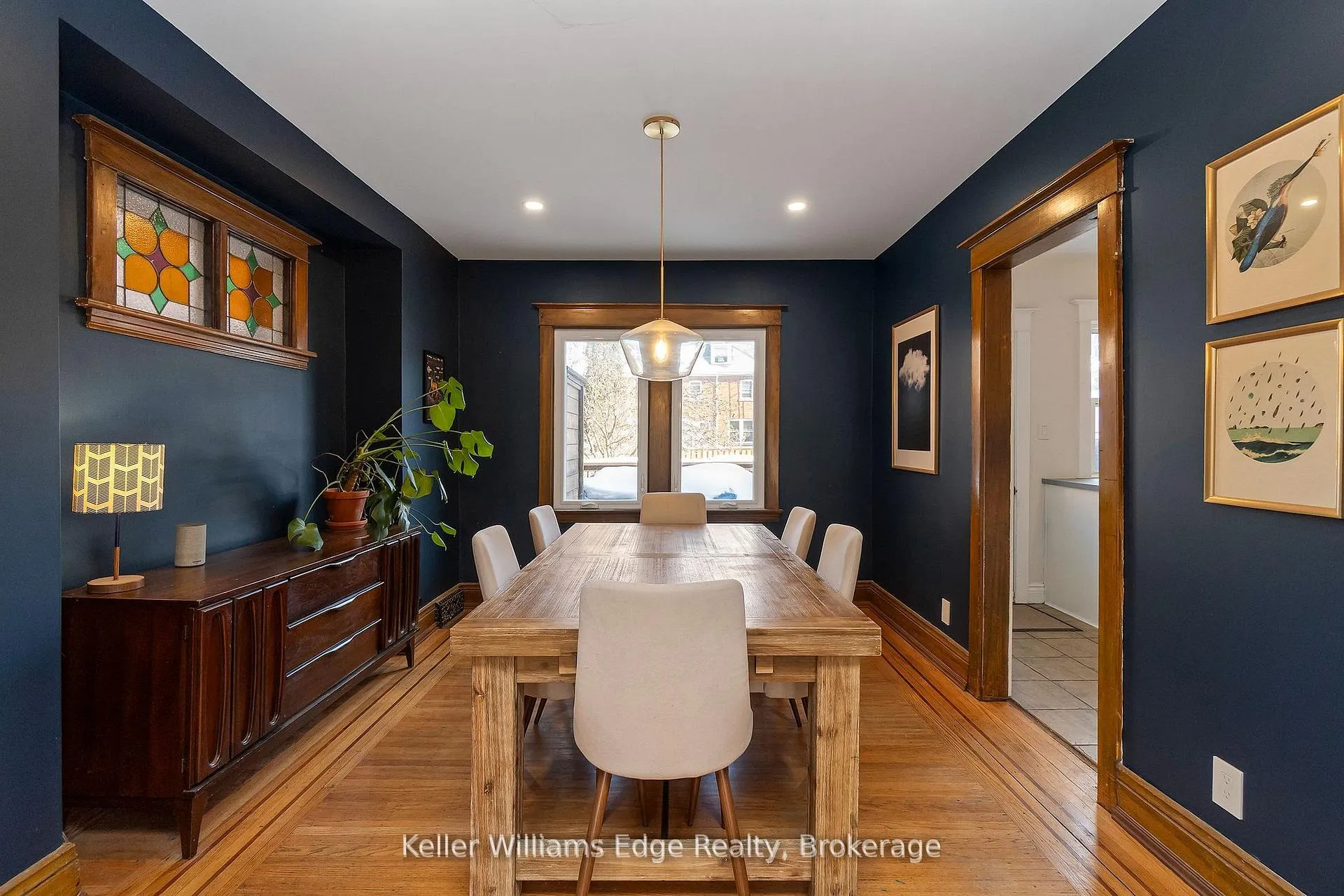 Photo 11 of 37 Wexford Avenue S, Hamilton, Delta — HOMEH