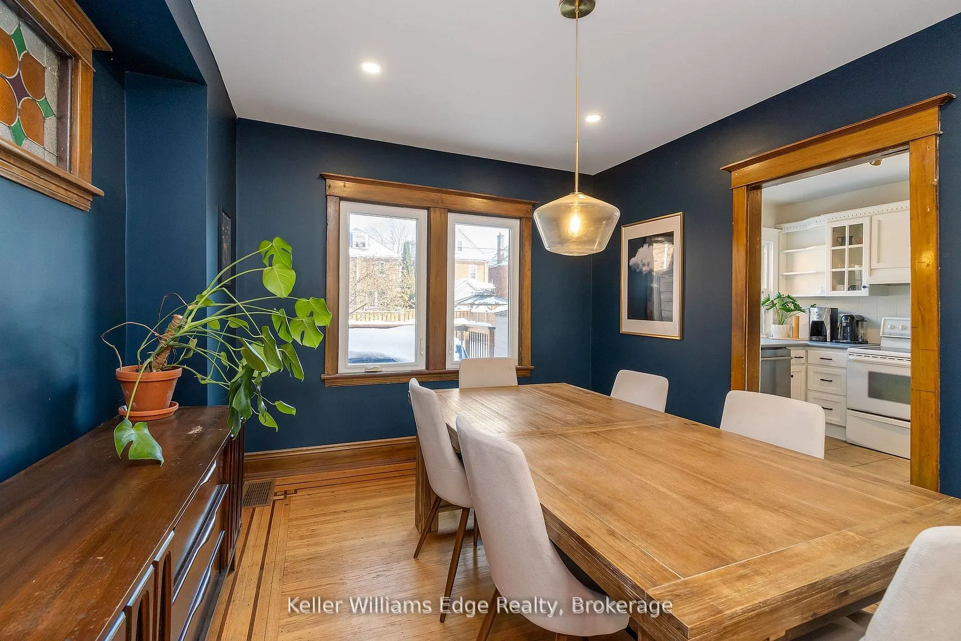 Photo 12 of 37 Wexford Avenue S, Hamilton, Delta — HOMEH