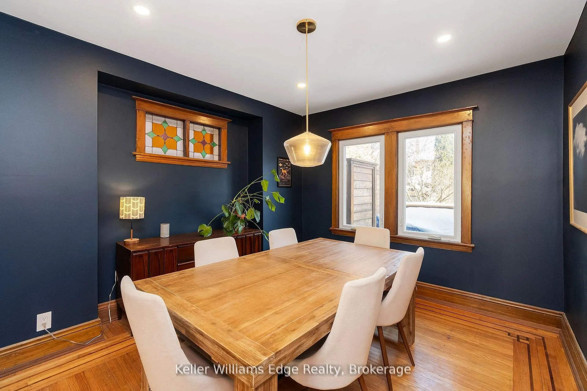 Photo 13 of 37 Wexford Avenue S, Hamilton, Delta — HOMEH