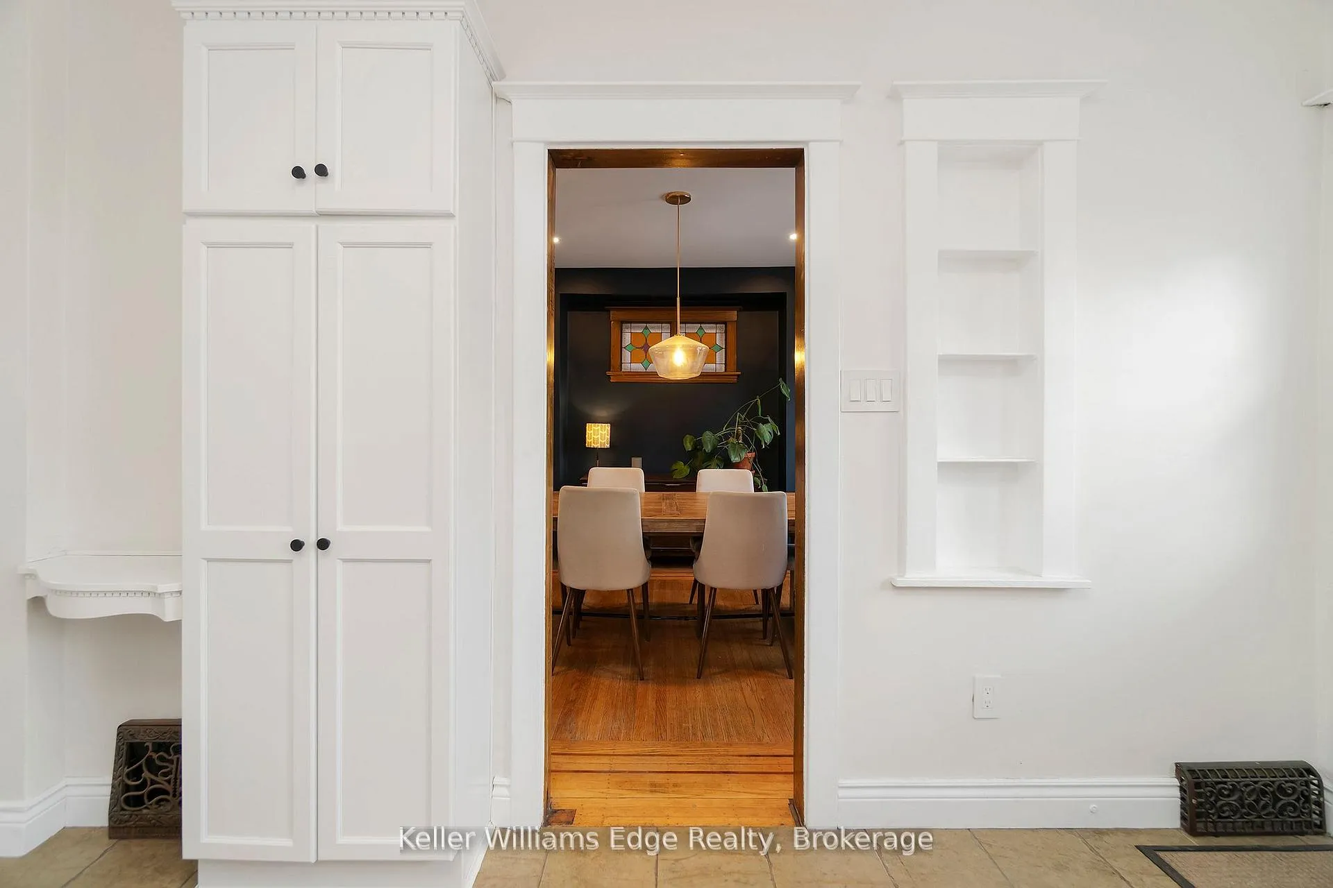 Photo 19 of 37 Wexford Avenue S, Hamilton, Delta — HOMEH