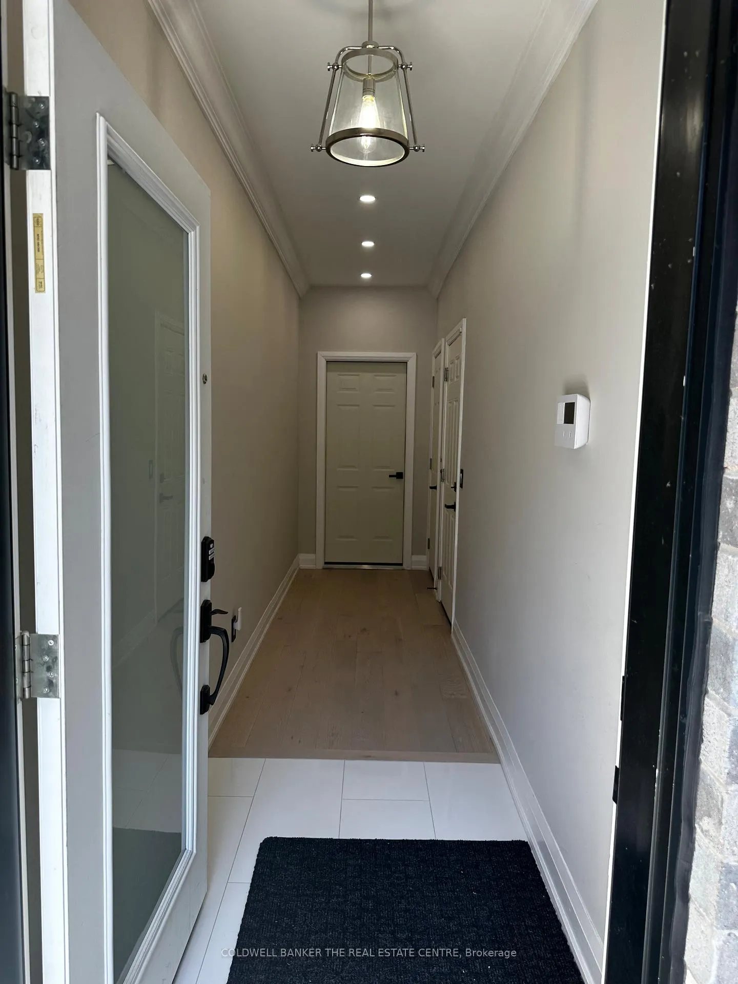 Photo 4 of Unit MAIN, 26 Gerry Henry Lane, Clarington, Courtice — HOMEH