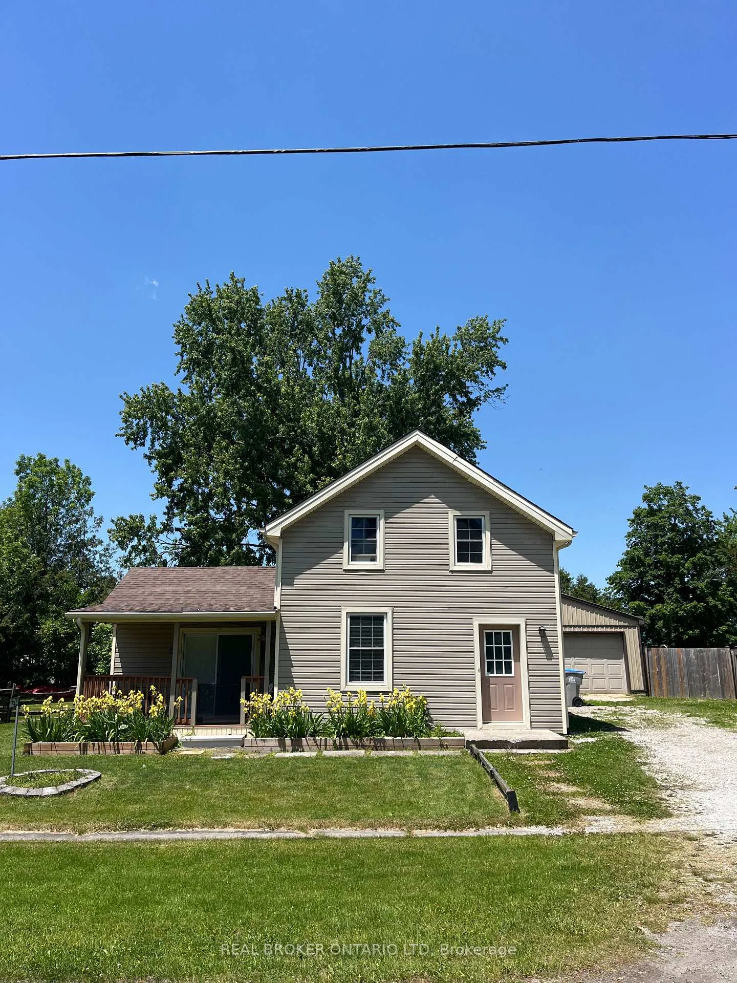 Photo 3 of 6214 Fansher Road, Dawn-Euphemia, Dawn Euphemia — HOMEH