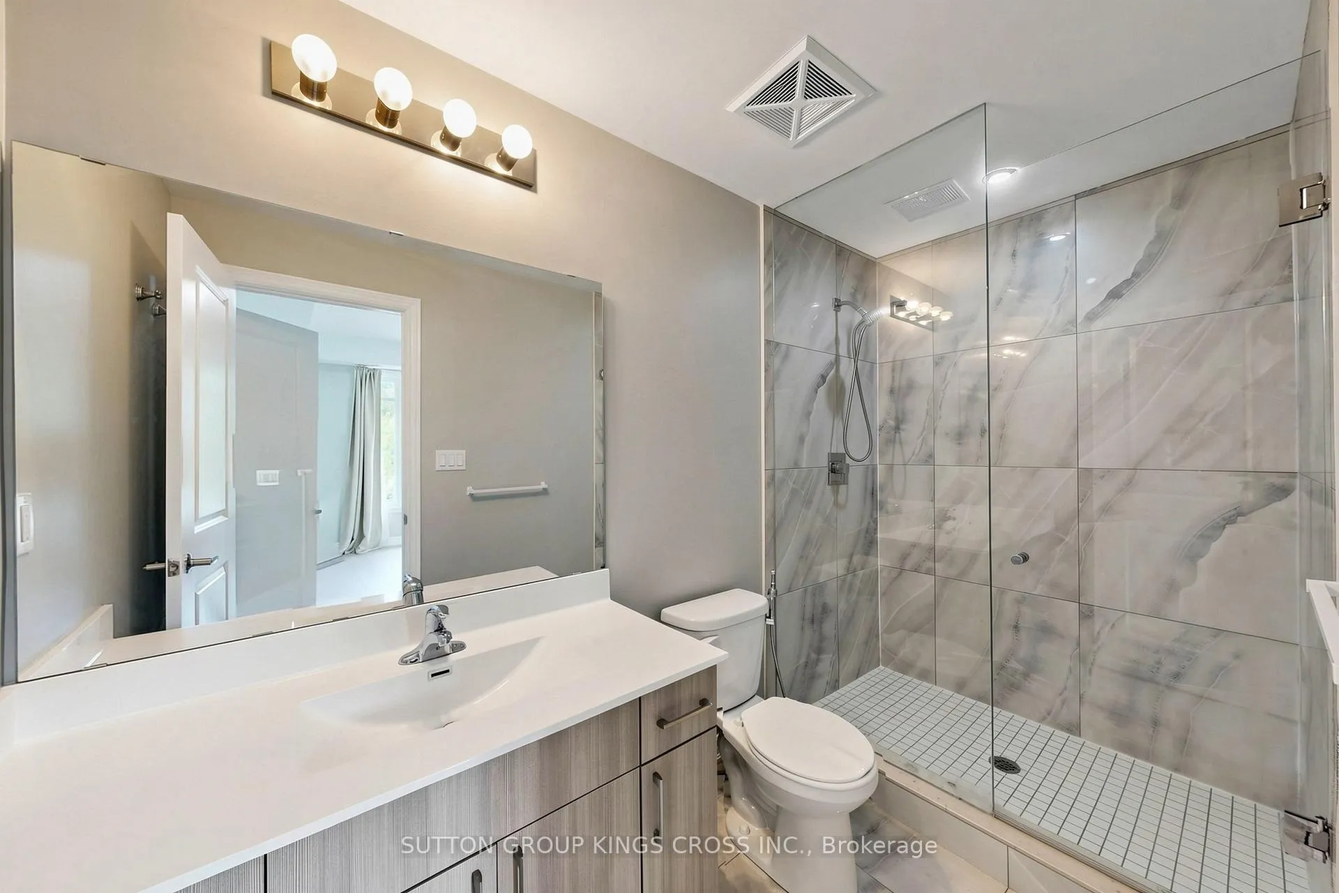 Photo 13 of Unit 9, 196 Pine Grove Road, Vaughan, Islington Woods — HOMEH