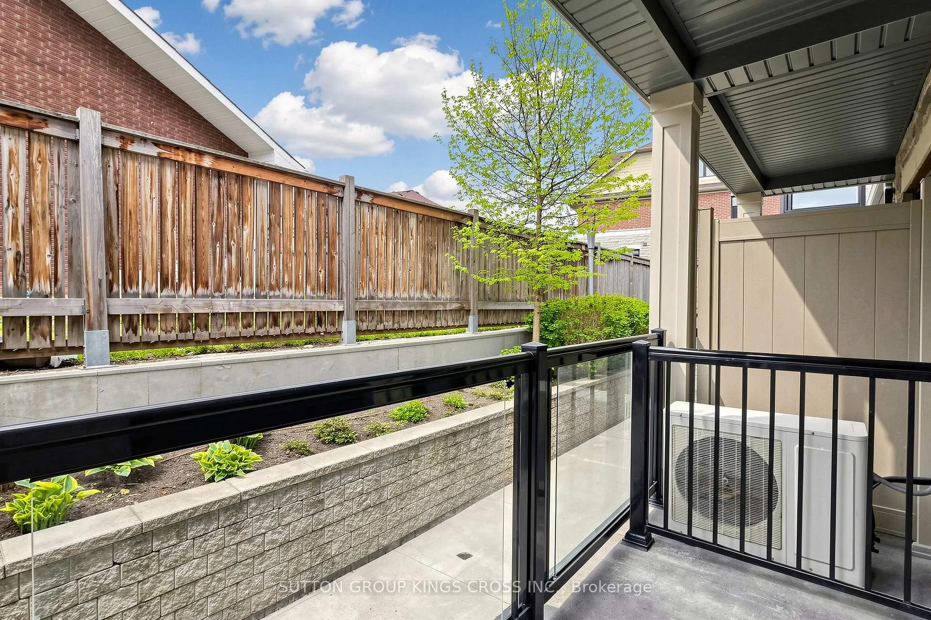 Photo 17 of Unit 9, 196 Pine Grove Road, Vaughan, Islington Woods — HOMEH