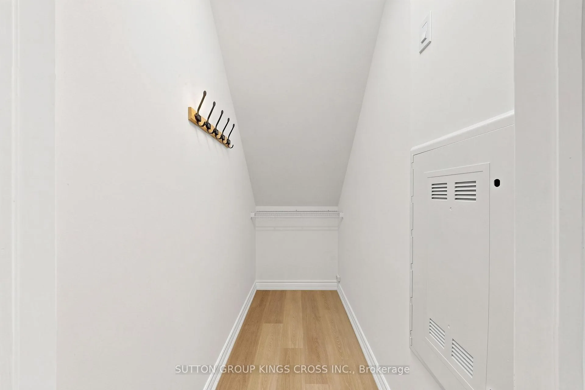 Photo 19 of Unit 9, 196 Pine Grove Road, Vaughan, Islington Woods — HOMEH