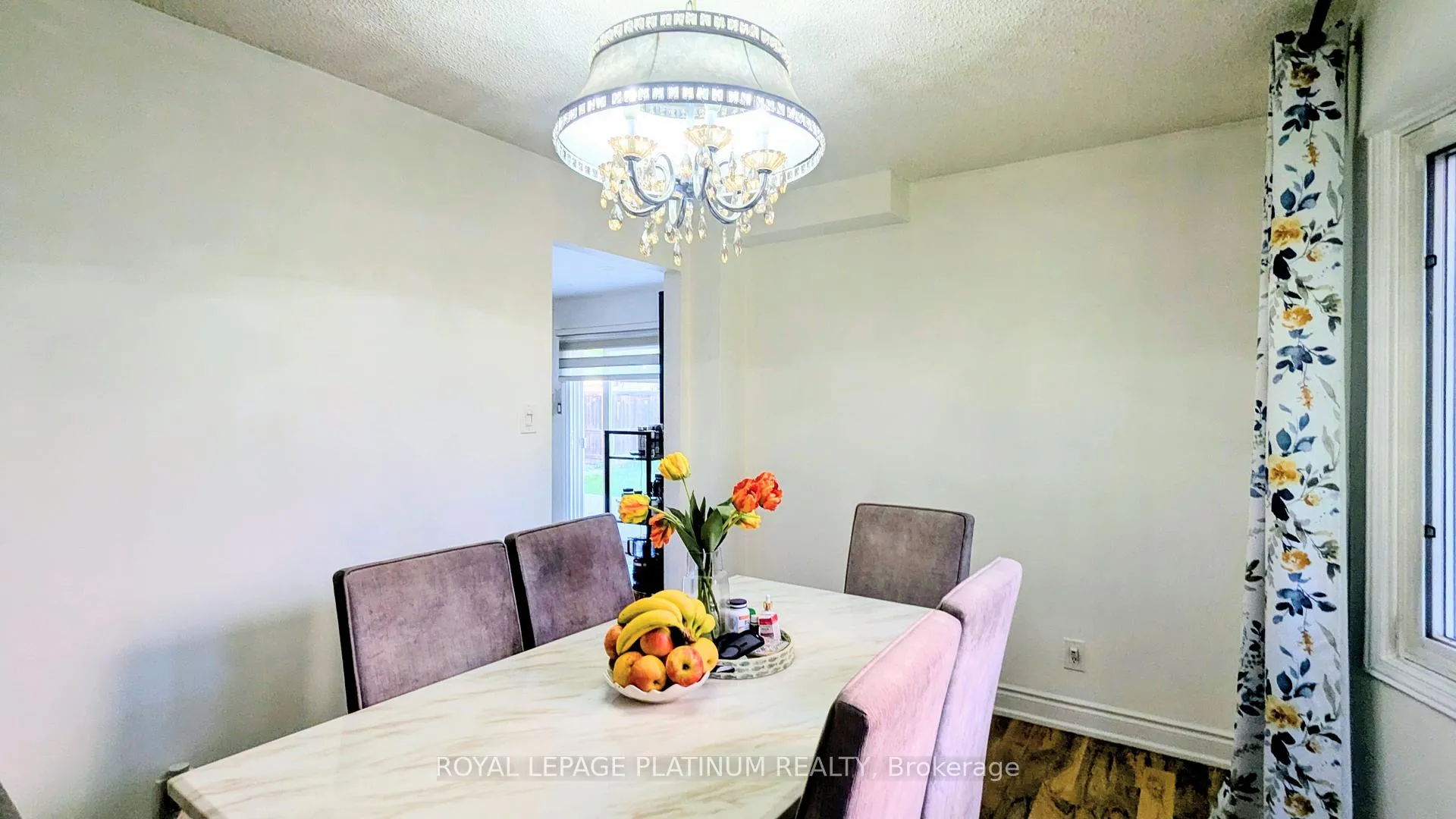 Photo 6 of 4 Gervais Drive, Brampton, Fletcher's West — HOMEH