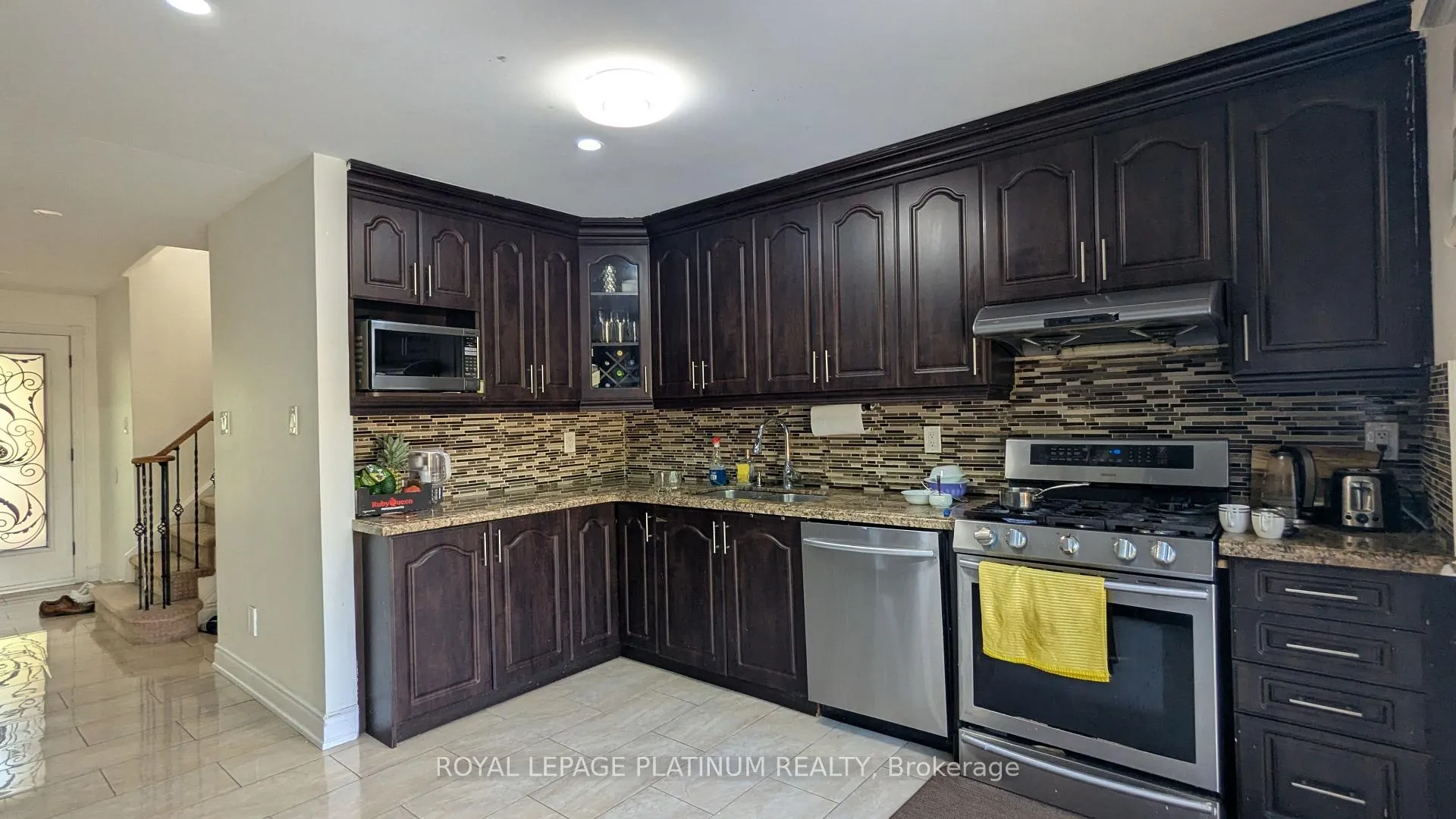 Photo 16 of 4 Gervais Drive, Brampton, Fletcher's West — HOMEH