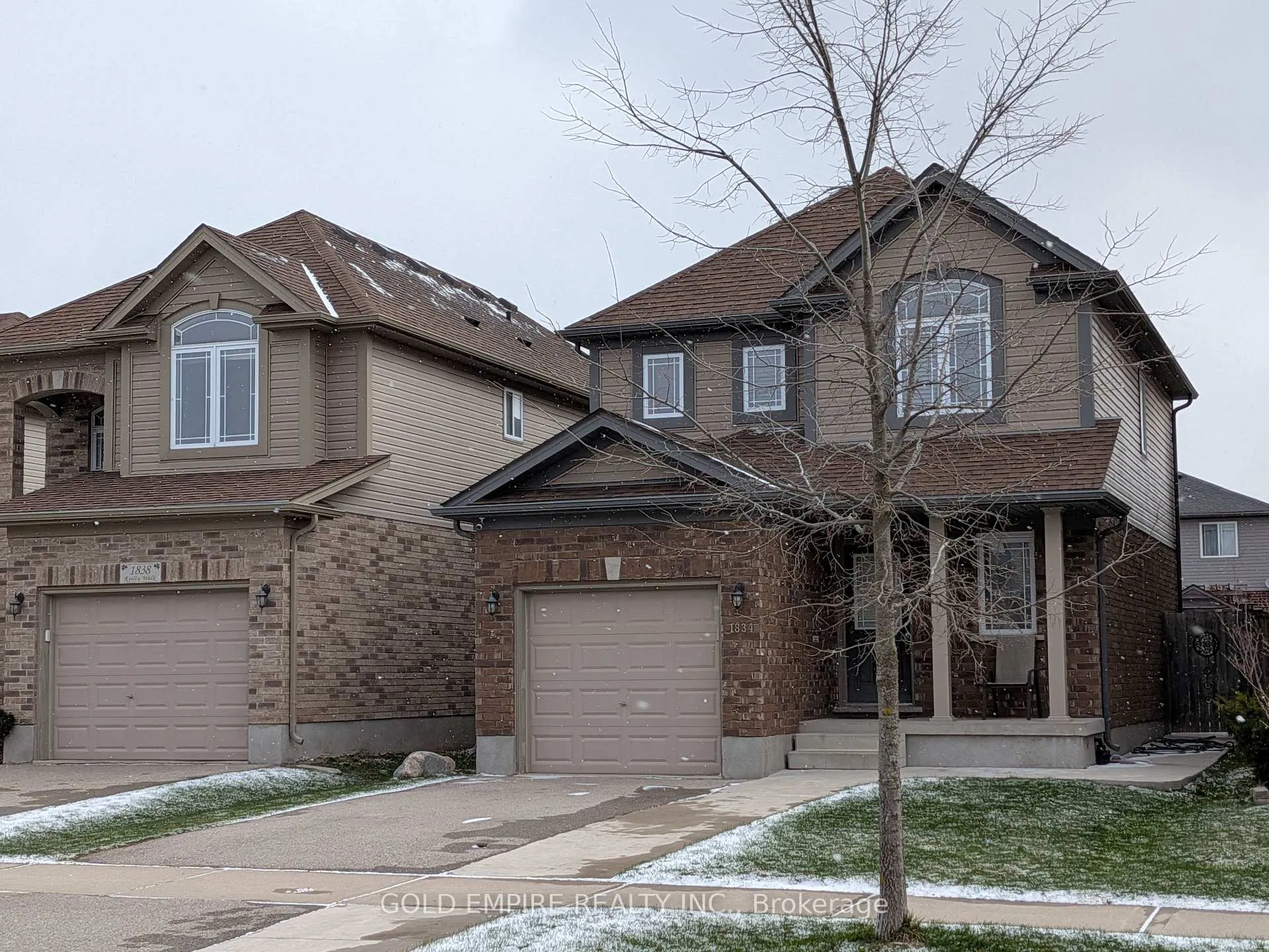 Photo 2 of 1834 Reilly Walk, London, North D — HOMEH