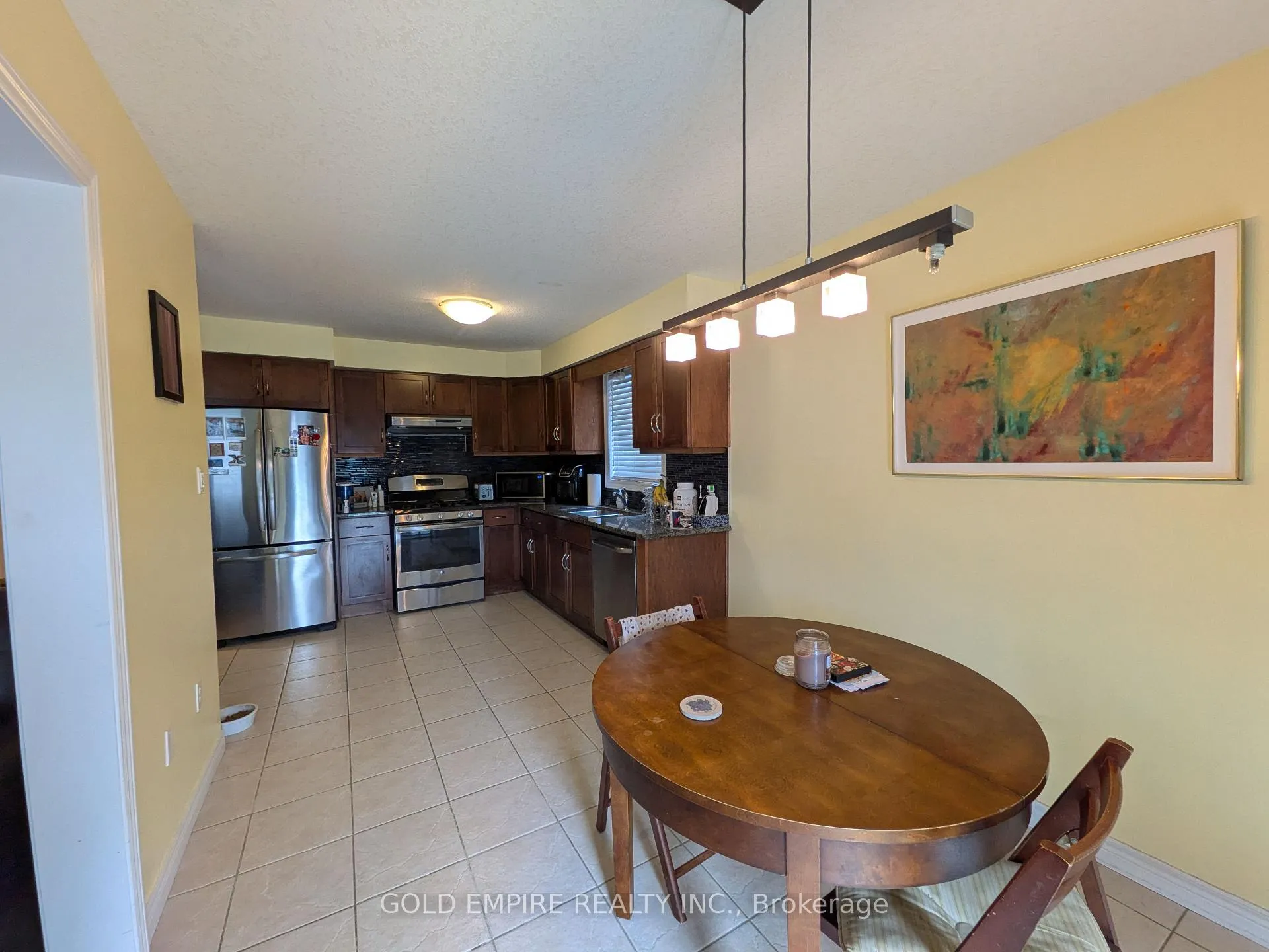 Photo 5 of 1834 Reilly Walk, London, North D — HOMEH