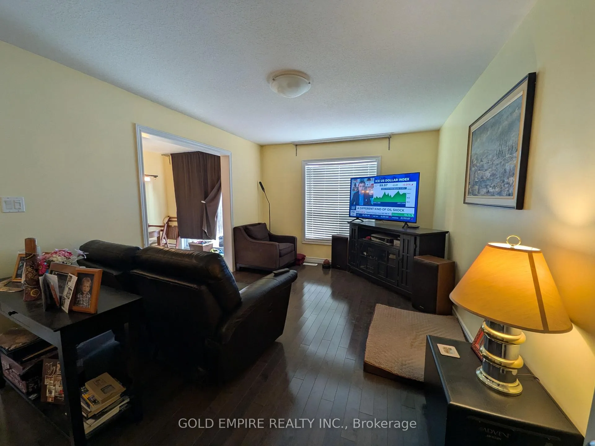 Photo 8 of 1834 Reilly Walk, London, North D — HOMEH