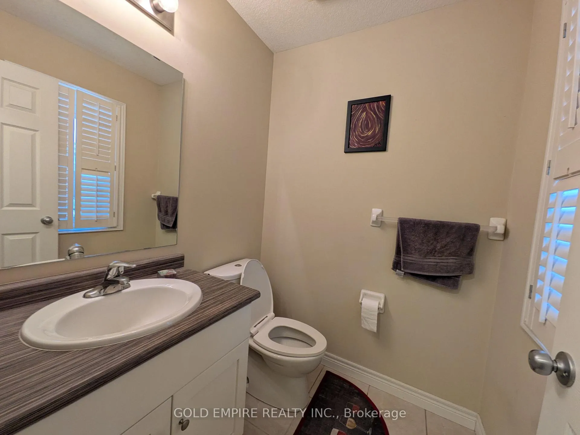 Photo 10 of 1834 Reilly Walk, London, North D — HOMEH