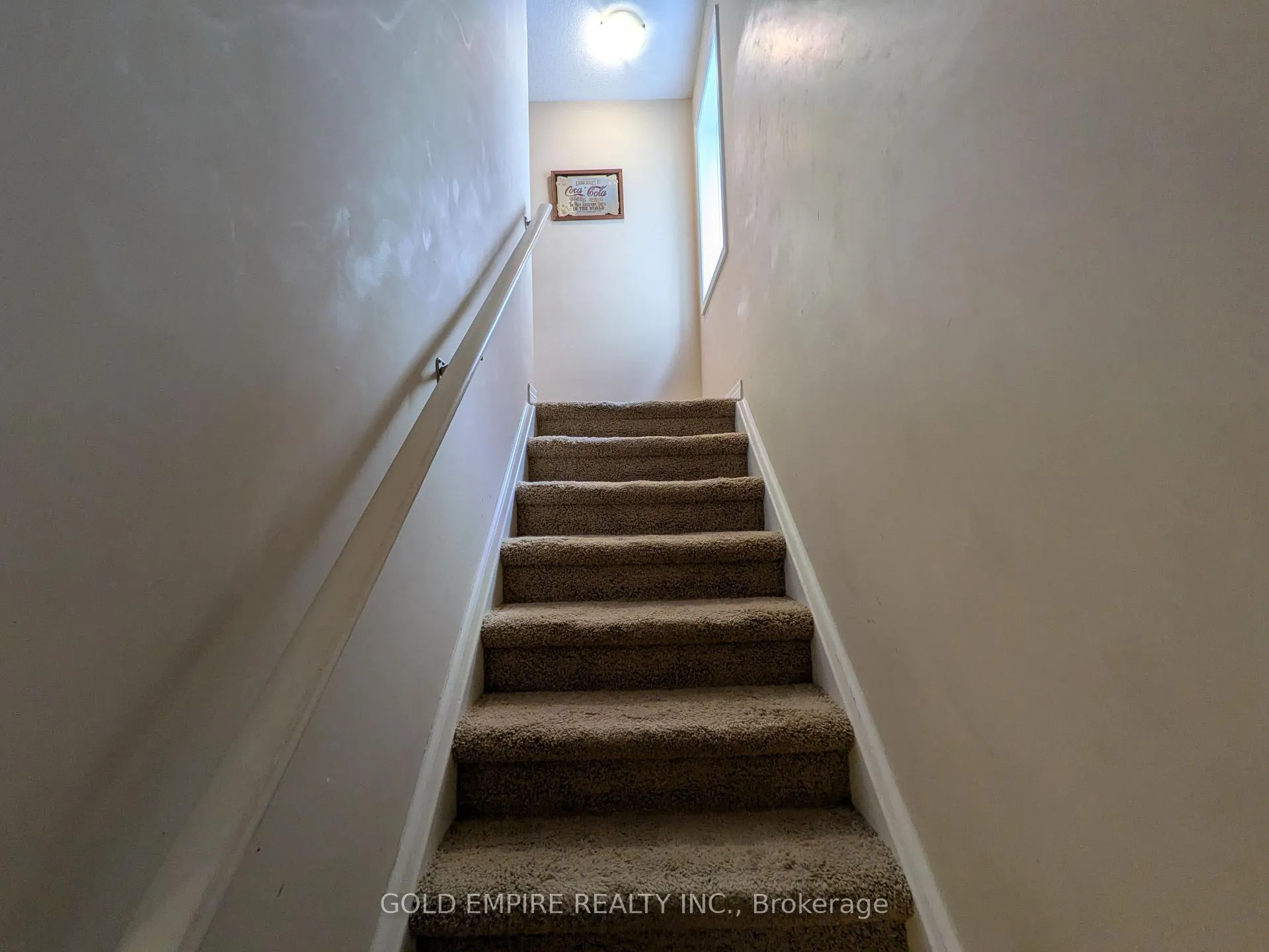 Photo 11 of 1834 Reilly Walk, London, North D — HOMEH