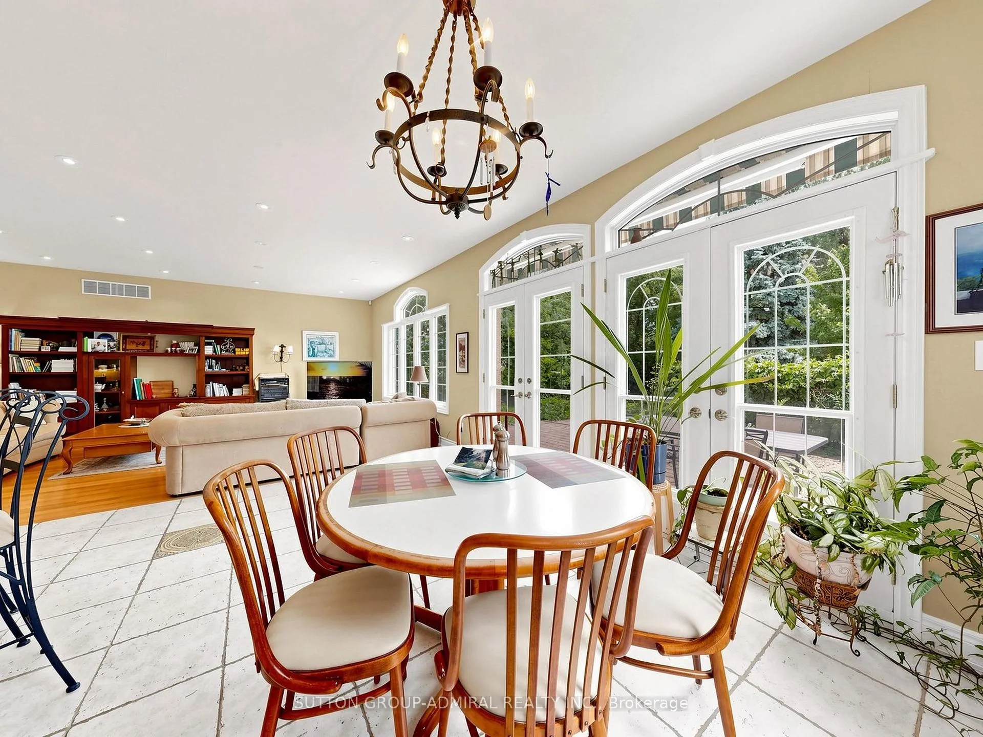 Photo 16 of 3 Raymond Drive, Vaughan, Crestwood-Springfarm-Yorkhill — HOMEH