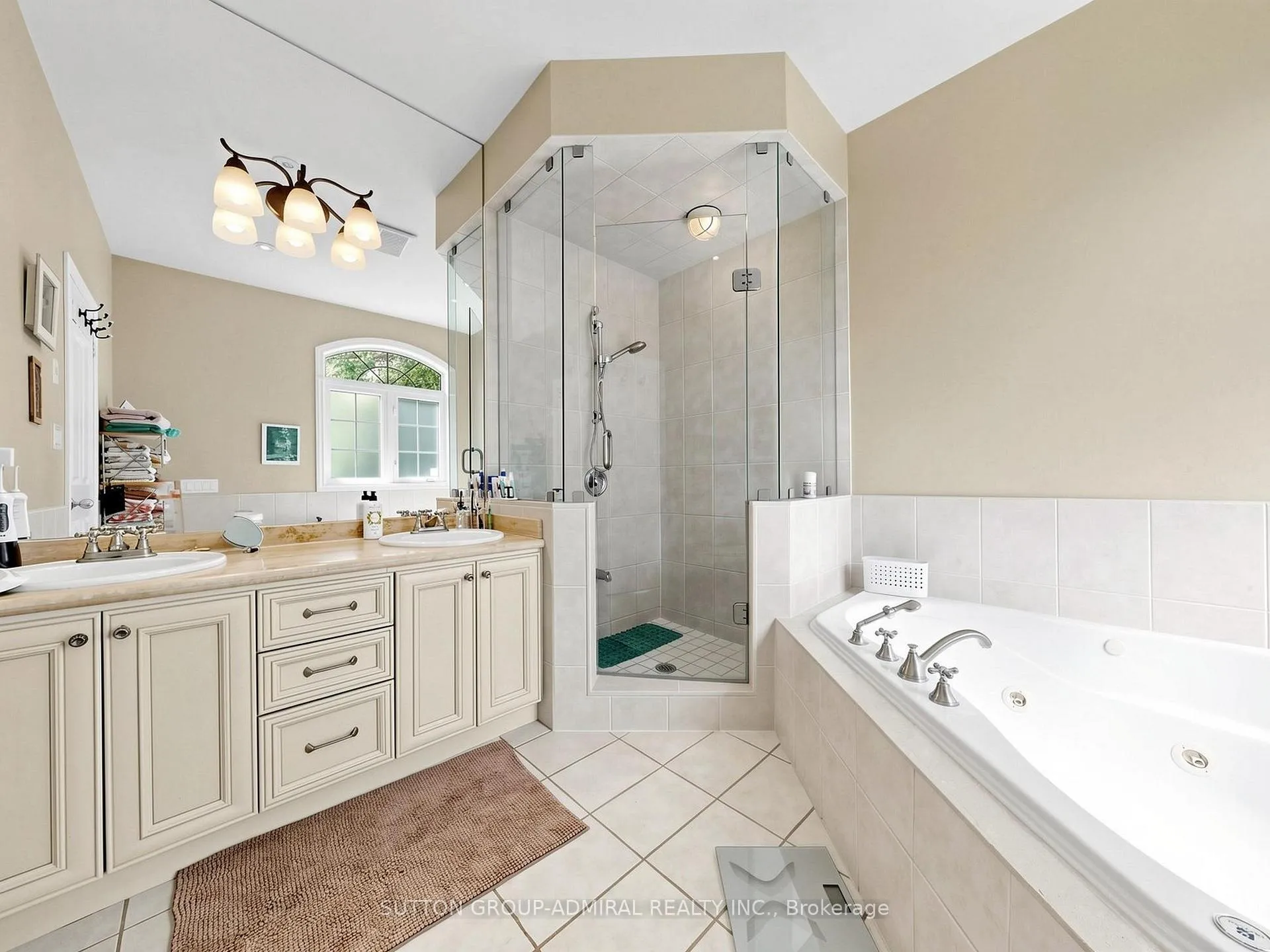 Photo 19 of 3 Raymond Drive, Vaughan, Crestwood-Springfarm-Yorkhill — HOMEH