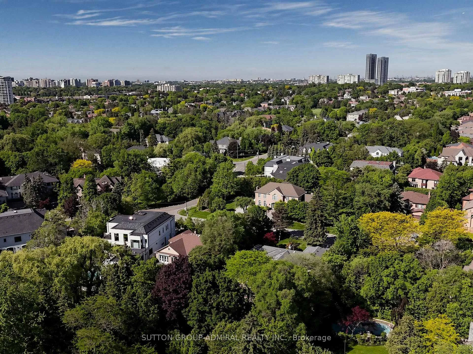 Photo 38 of 3 Raymond Drive, Vaughan, Crestwood-Springfarm-Yorkhill — HOMEH