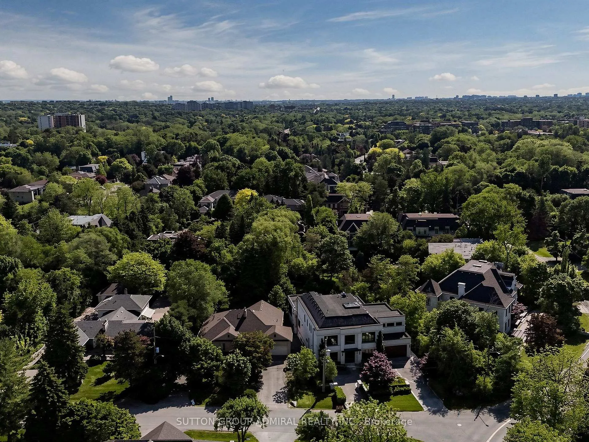 Photo 39 of 3 Raymond Drive, Vaughan, Crestwood-Springfarm-Yorkhill — HOMEH