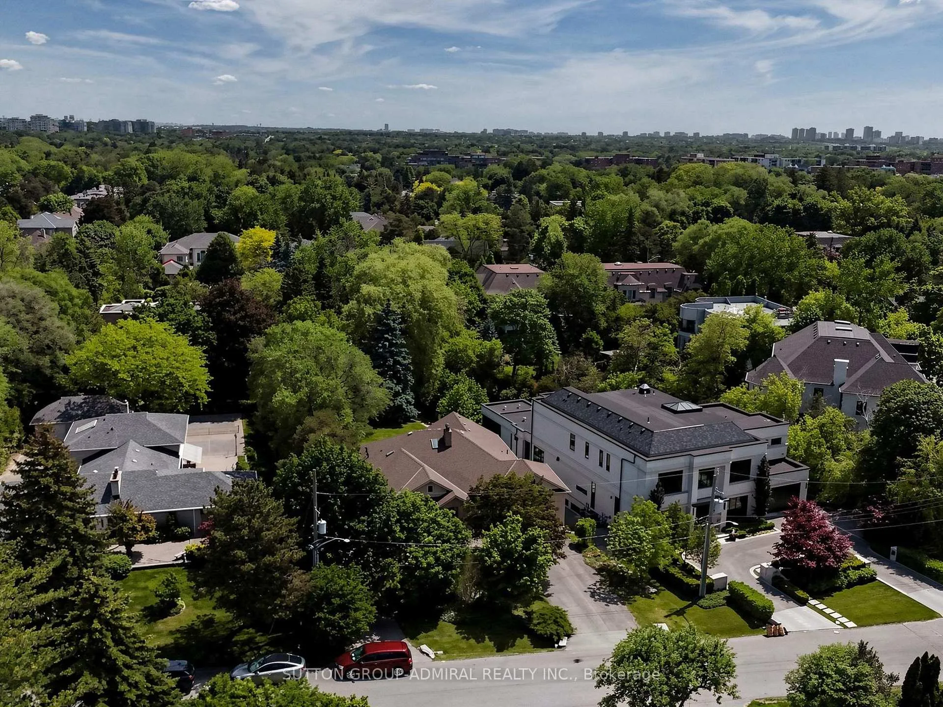 Photo 44 of 3 Raymond Drive, Vaughan, Crestwood-Springfarm-Yorkhill — HOMEH