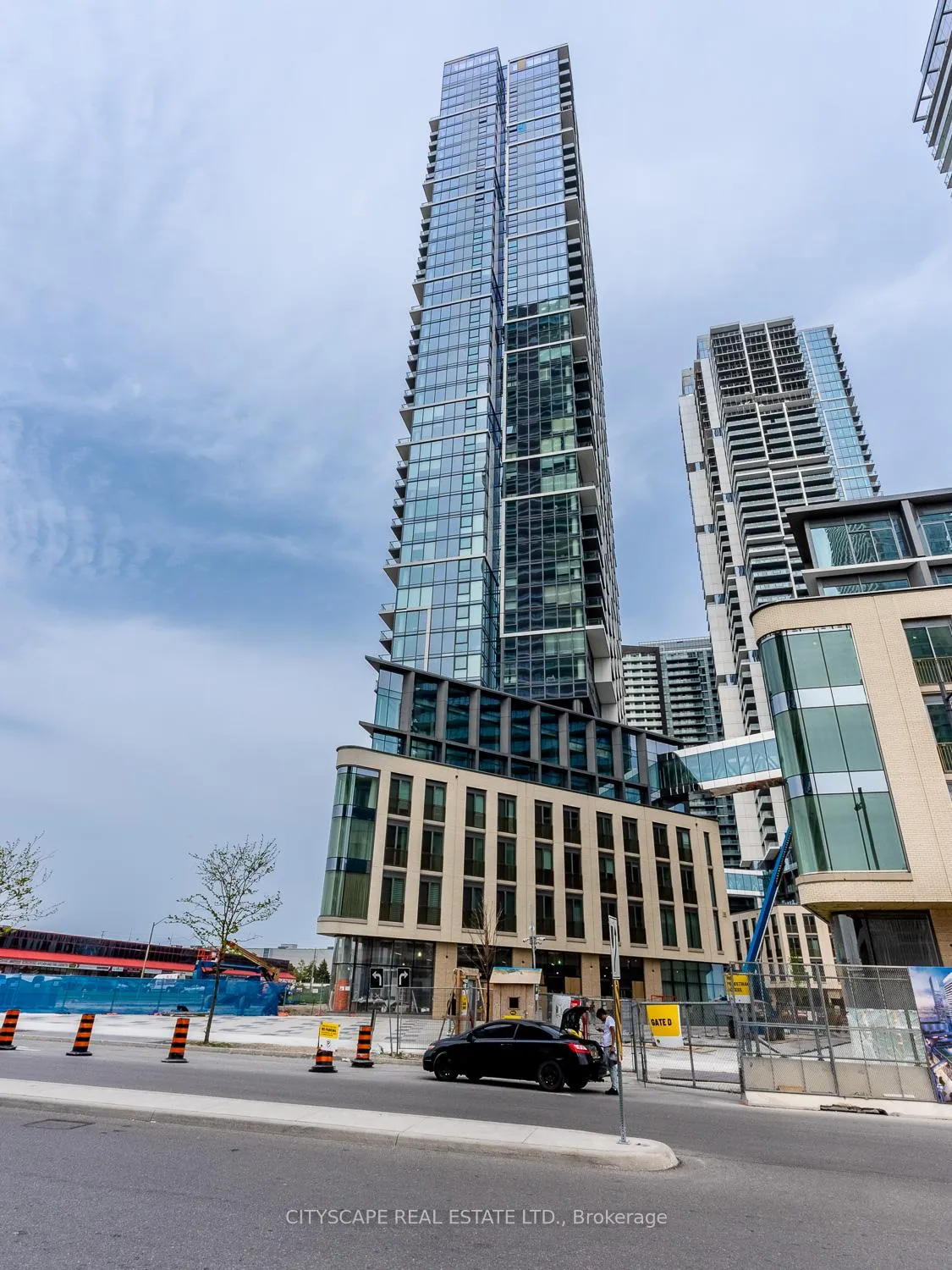 Photo 5 of Unit 2502, 7890 Jane Street, Vaughan, Vaughan Corporate Centre — HOMEH