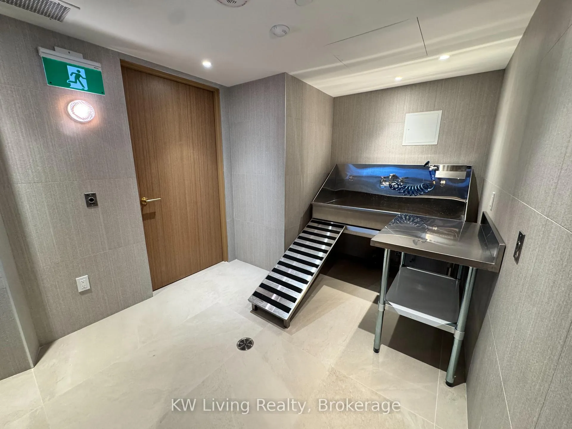Photo 17 of Unit 1312, 25 Cordova Avenue, Etobicoke, Islington-City Centre West — HOMEH