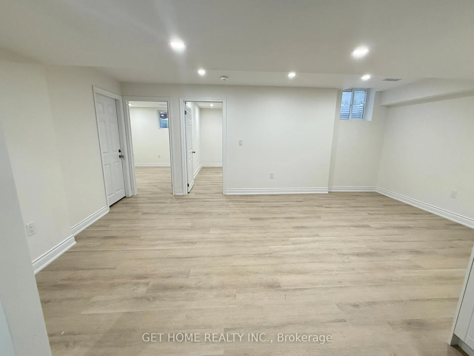Photo 3 of Unit Bsmt, 1330 Maddock Drive, Oshawa, Pinecrest — HOMEH