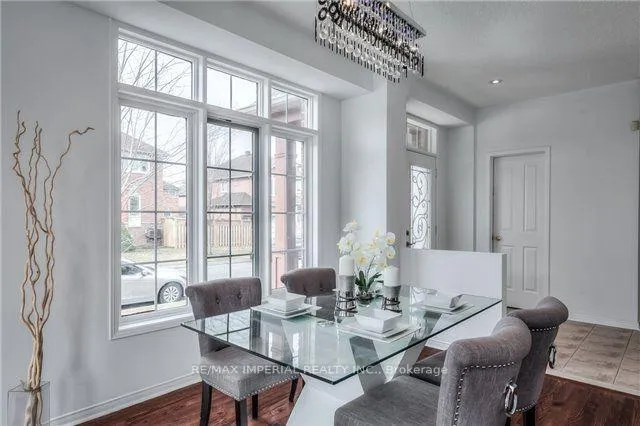 Photo 5 of 232 Madison Heights Boulevard, Markham, Berczy — HOMEH