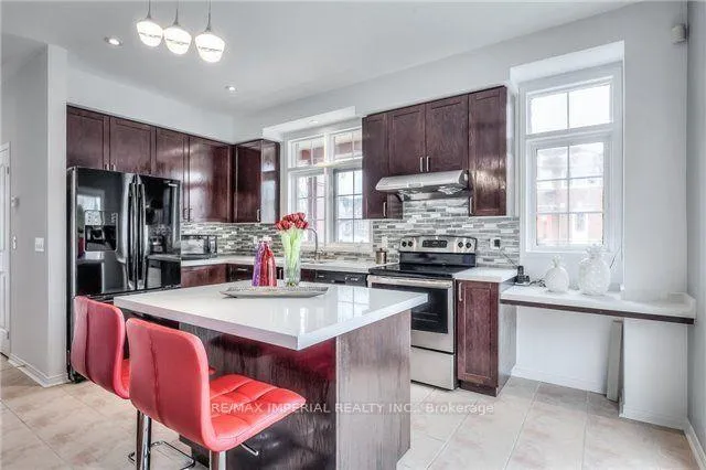 Photo 7 of 232 Madison Heights Boulevard, Markham, Berczy — HOMEH