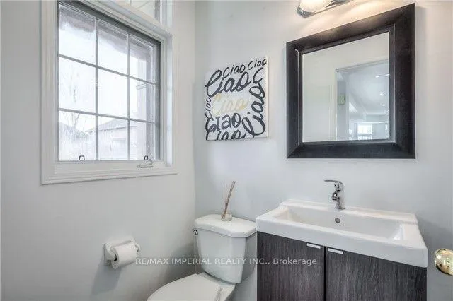 Photo 10 of 232 Madison Heights Boulevard, Markham, Berczy — HOMEH