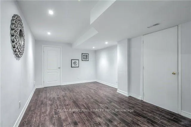 Photo 17 of 232 Madison Heights Boulevard, Markham, Berczy — HOMEH