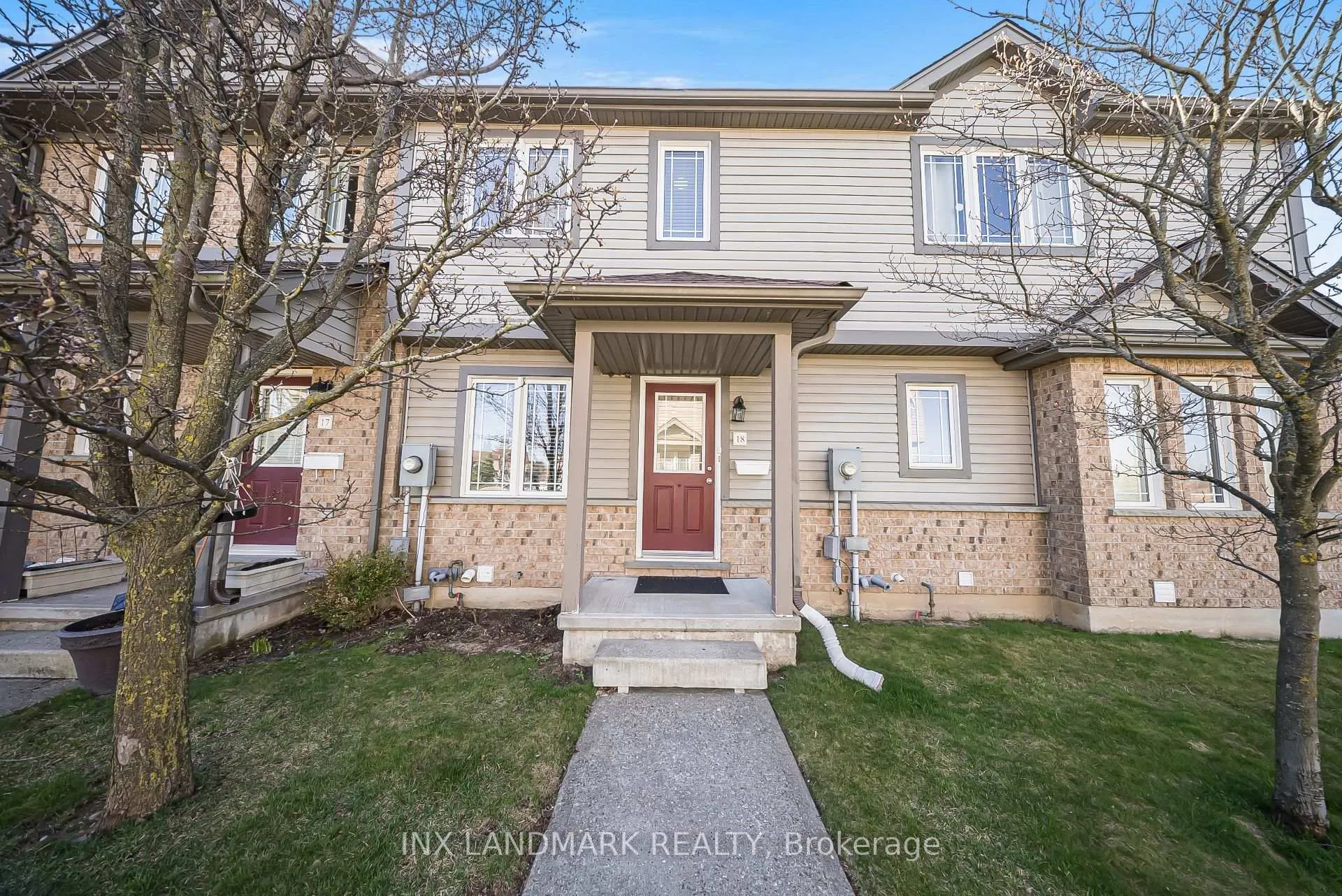 Photo 2 of Unit 18, 535 Windflower Crescent, Kitchener — HOMEH