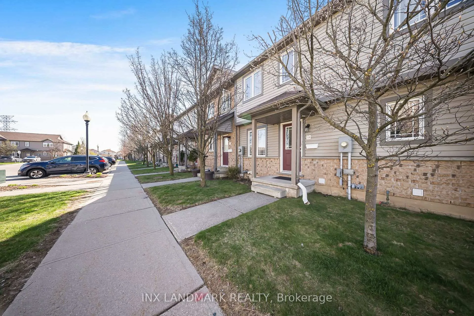 Photo 4 of Unit 18, 535 Windflower Crescent, Kitchener — HOMEH