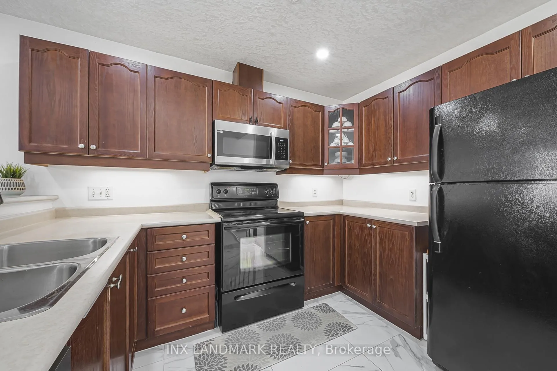 Photo 12 of Unit 18, 535 Windflower Crescent, Kitchener — HOMEH