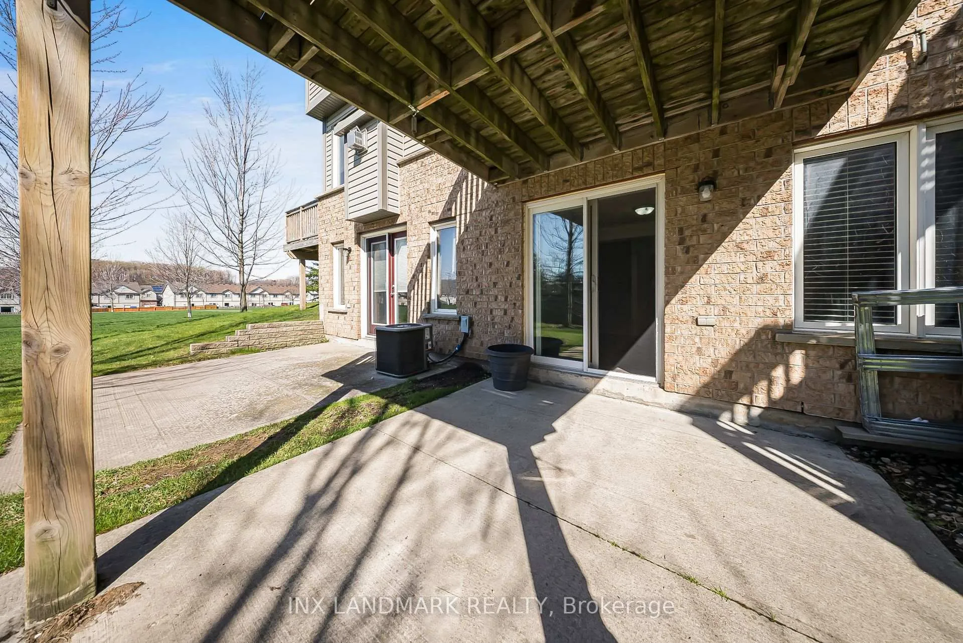 Photo 32 of Unit 18, 535 Windflower Crescent, Kitchener — HOMEH