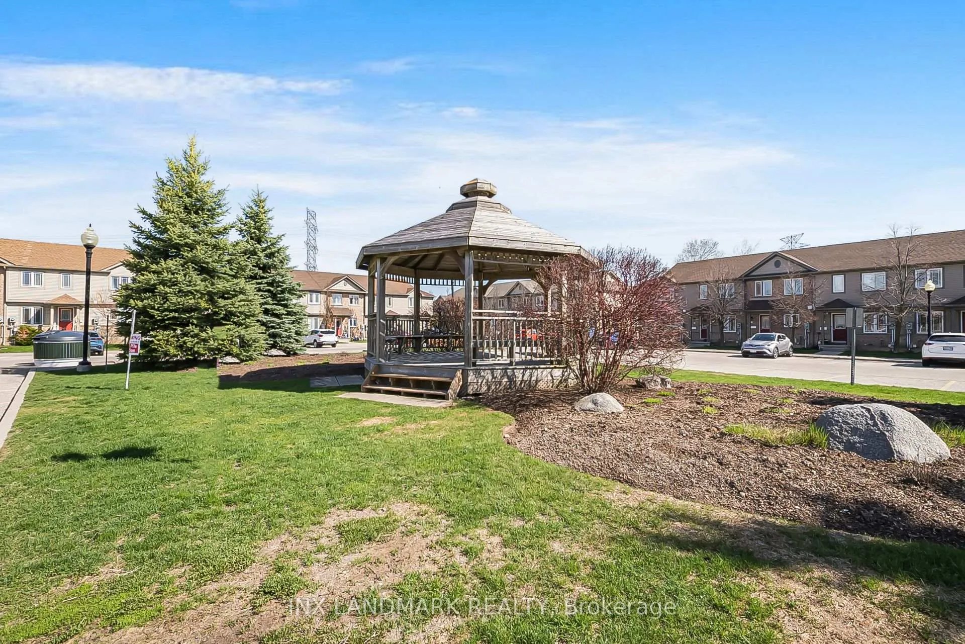 Photo 36 of Unit 18, 535 Windflower Crescent, Kitchener — HOMEH