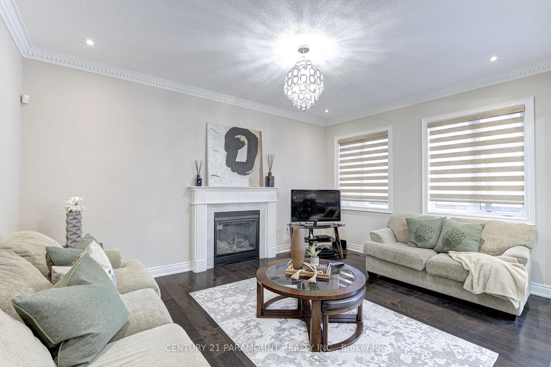 Photo 19 of 563 Dougall Avenue E, Caledon, Rural Caledon — HOMEH