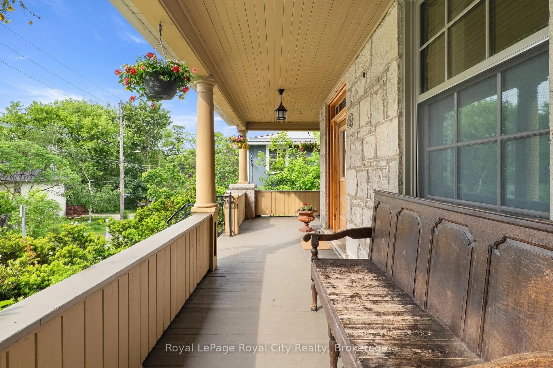 Photo 3 of 19 London Road E, Guelph, Exhibition Park — HOMEH