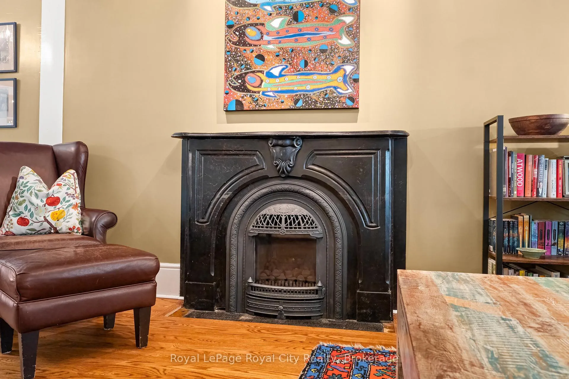 Photo 11 of 19 London Road E, Guelph, Exhibition Park — HOMEH