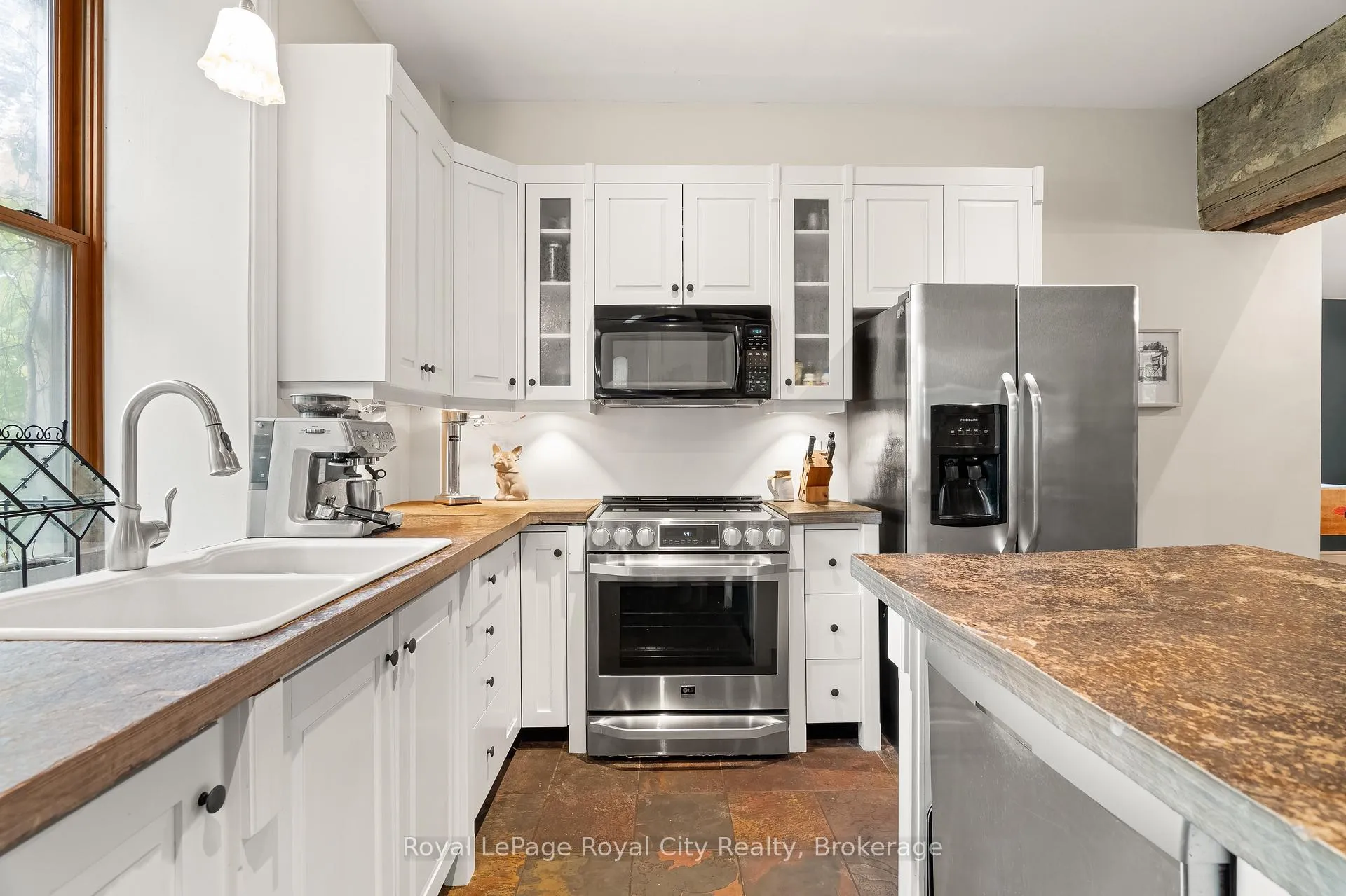 Photo 19 of 19 London Road E, Guelph, Exhibition Park — HOMEH