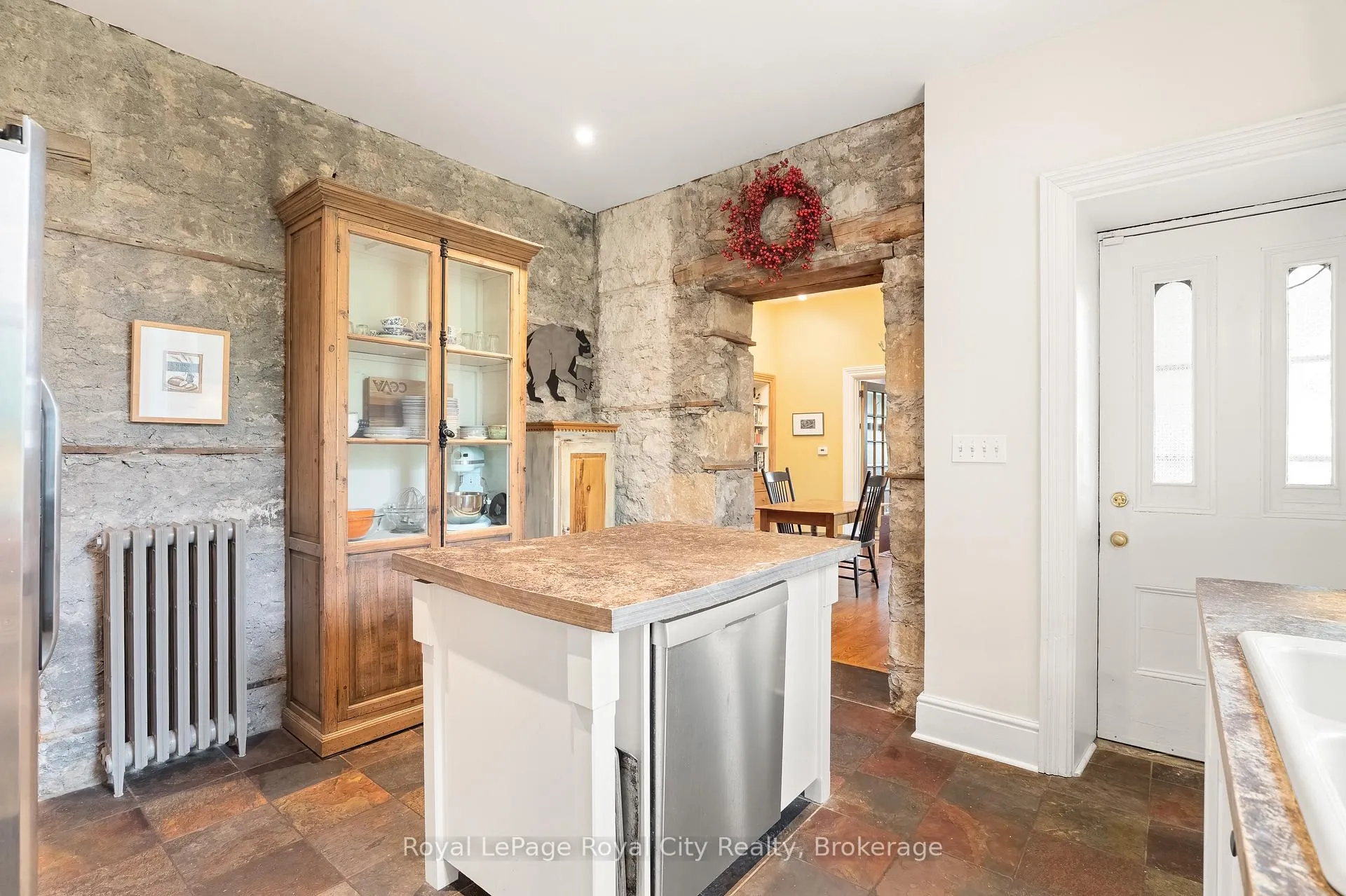 Photo 21 of 19 London Road E, Guelph, Exhibition Park — HOMEH