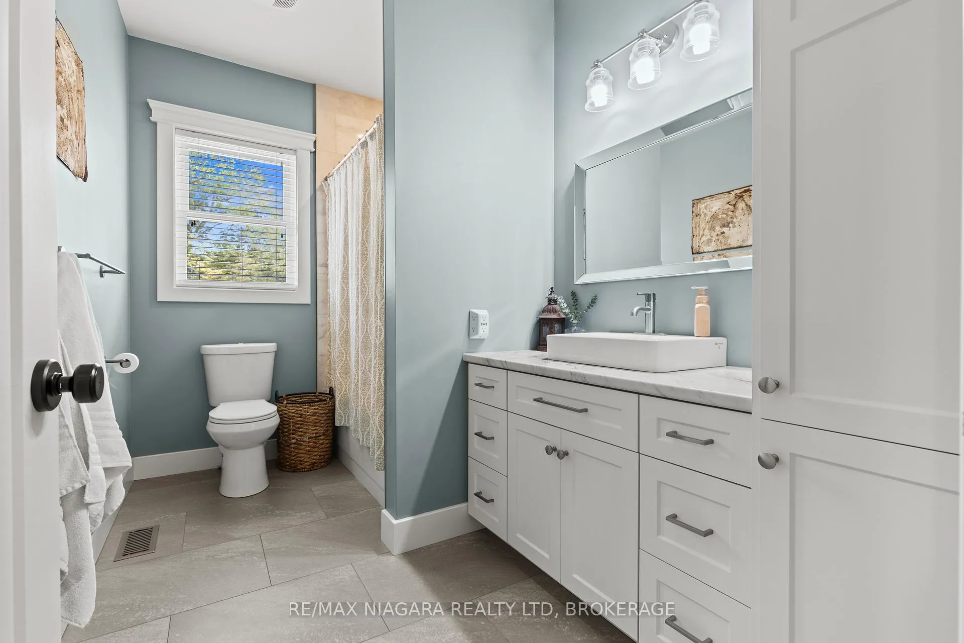 Photo 19 of 52896 Putman Road, Wainfleet, Marshville/Winger — HOMEH