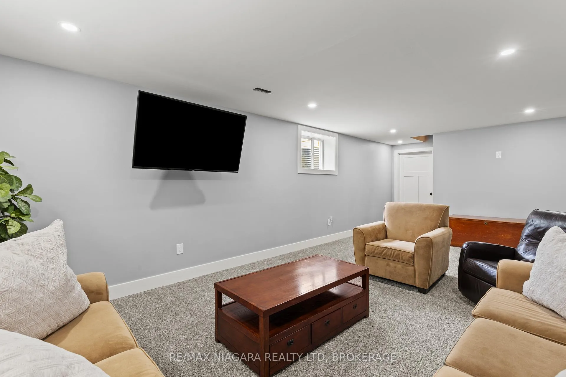 Photo 21 of 52896 Putman Road, Wainfleet, Marshville/Winger — HOMEH
