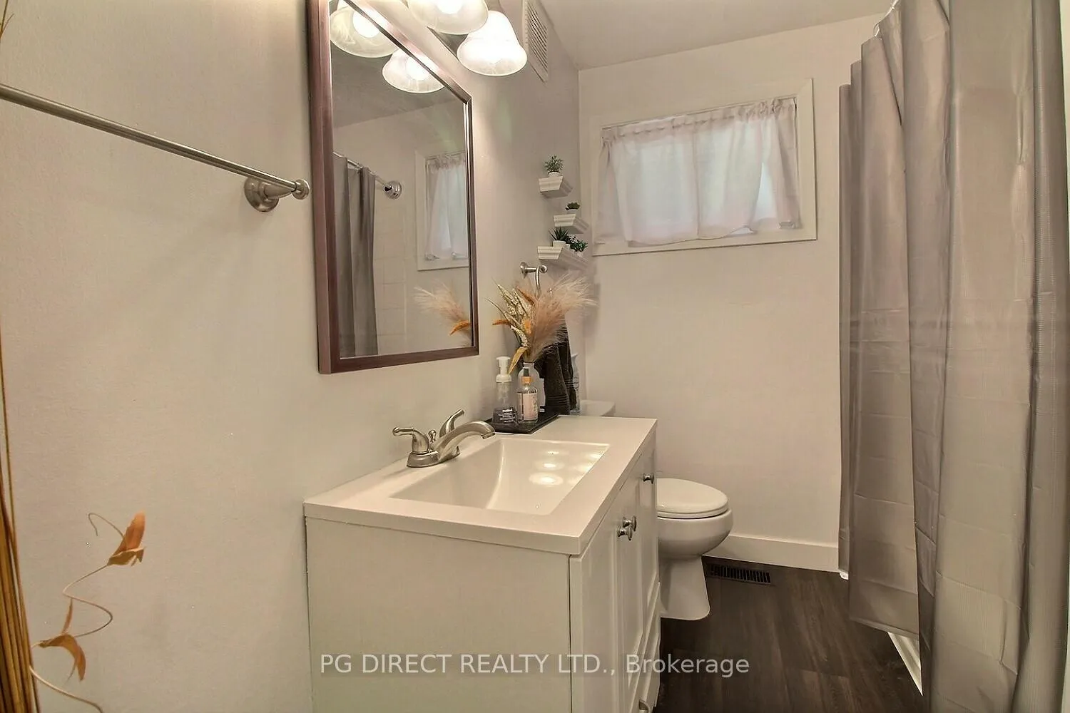 Photo 14 of 13 Parkside Drive, Quinte West, Trenton Ward — HOMEH