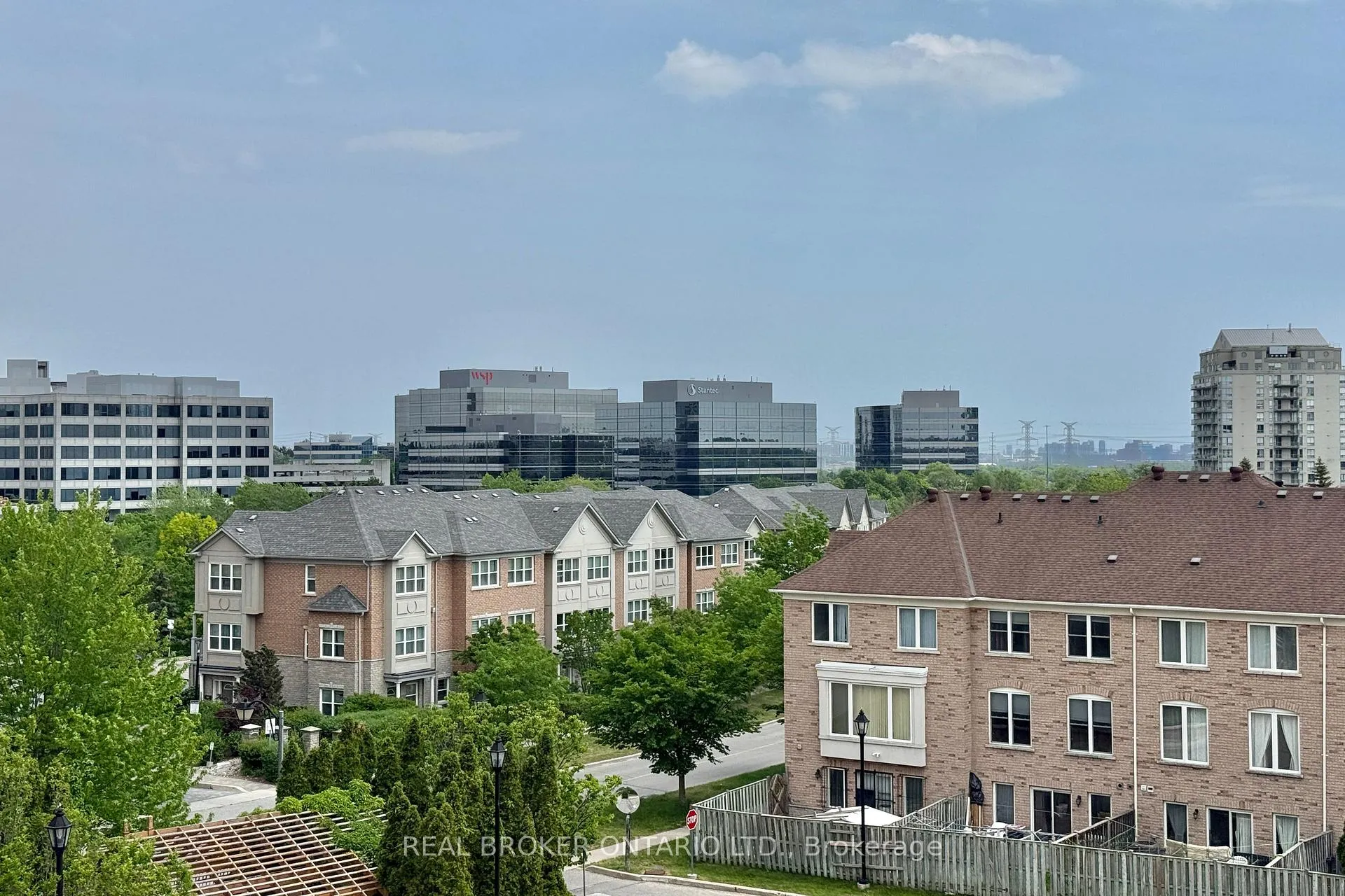 Photo 17 of Unit 611, 130 Pond Drive, Markham, Commerce Valley — HOMEH