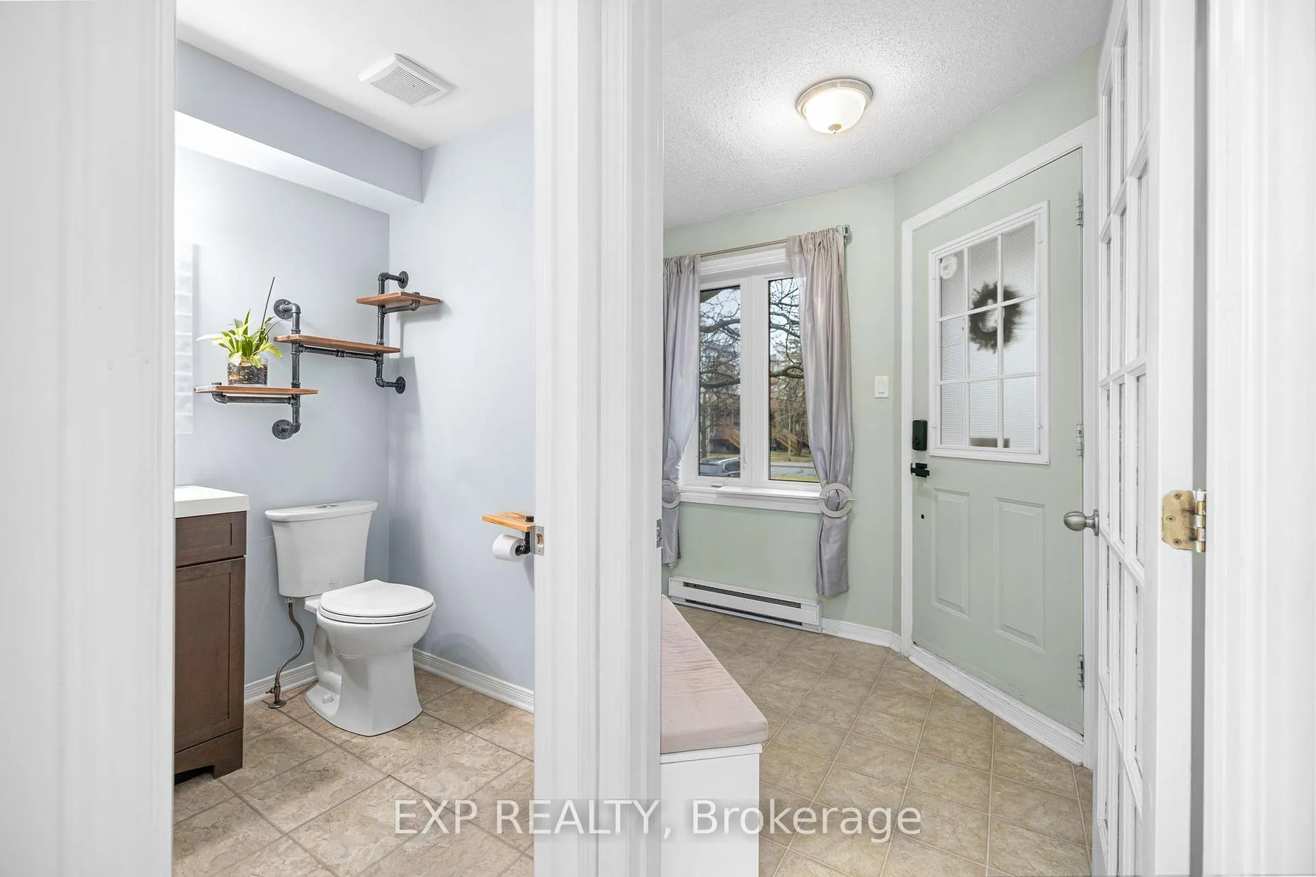 Photo 2 of 171 Briston Private, Ottawa, Hunt Club Park — HOMEH