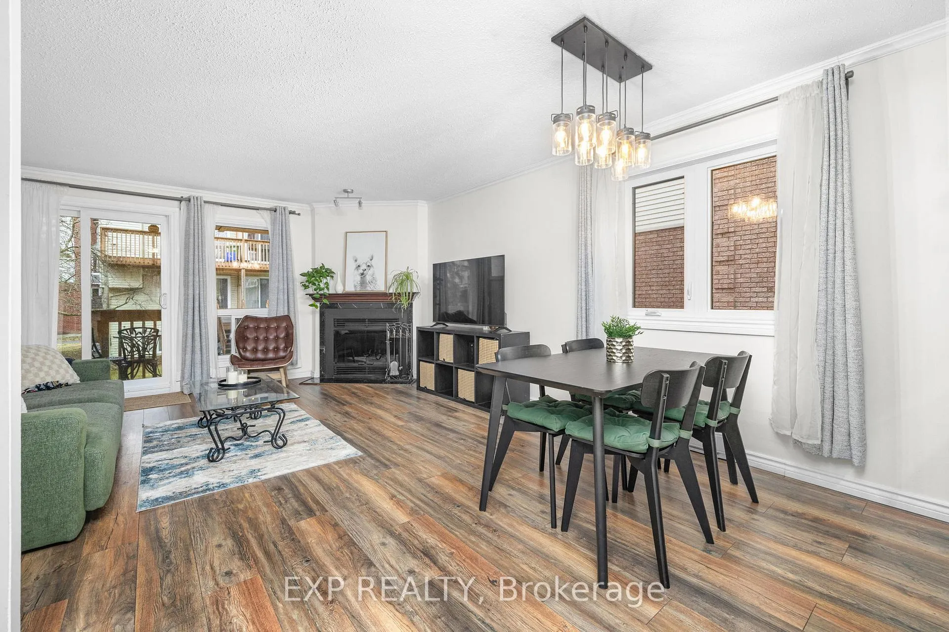 Photo 11 of 171 Briston Private, Ottawa, Hunt Club Park — HOMEH